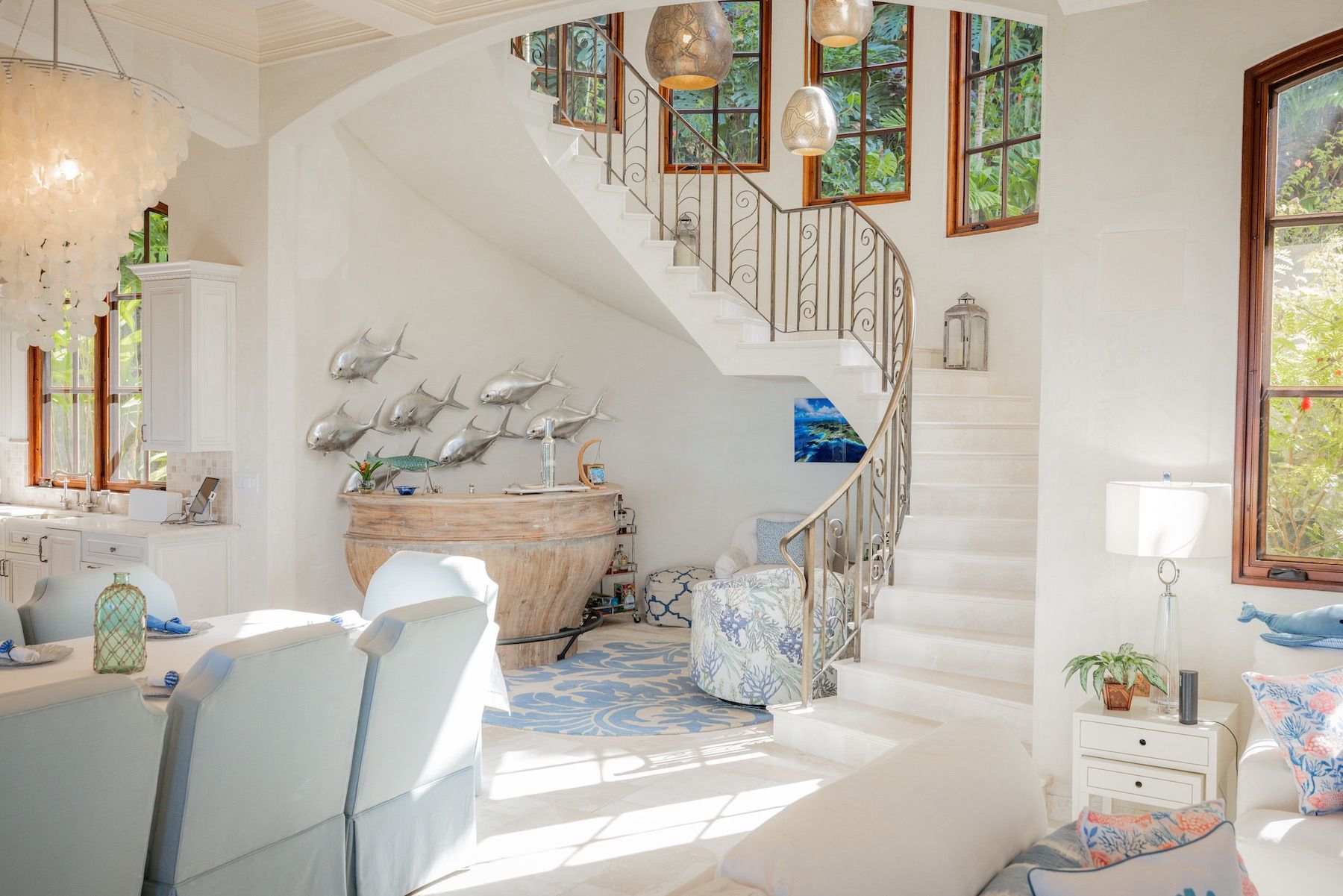 Insatiable villa photo.