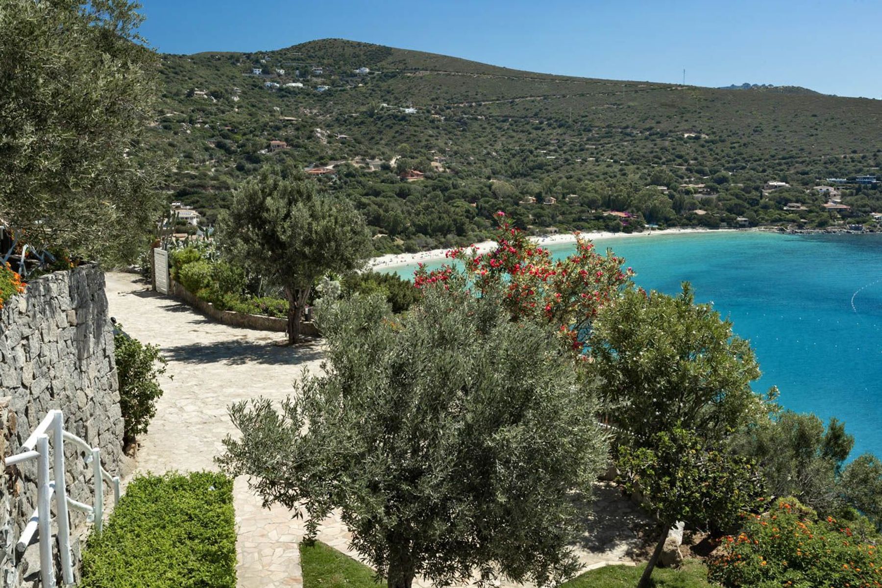 Ondalea villa photo.