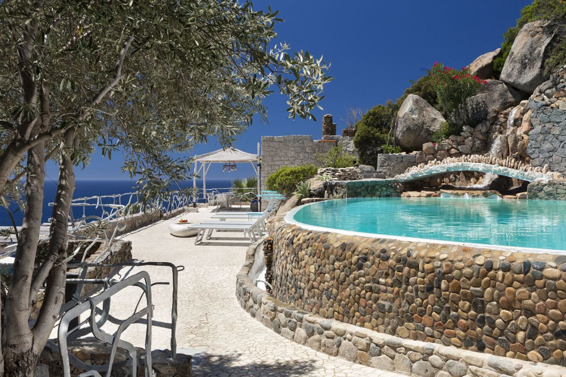 Ondalea villa photo.