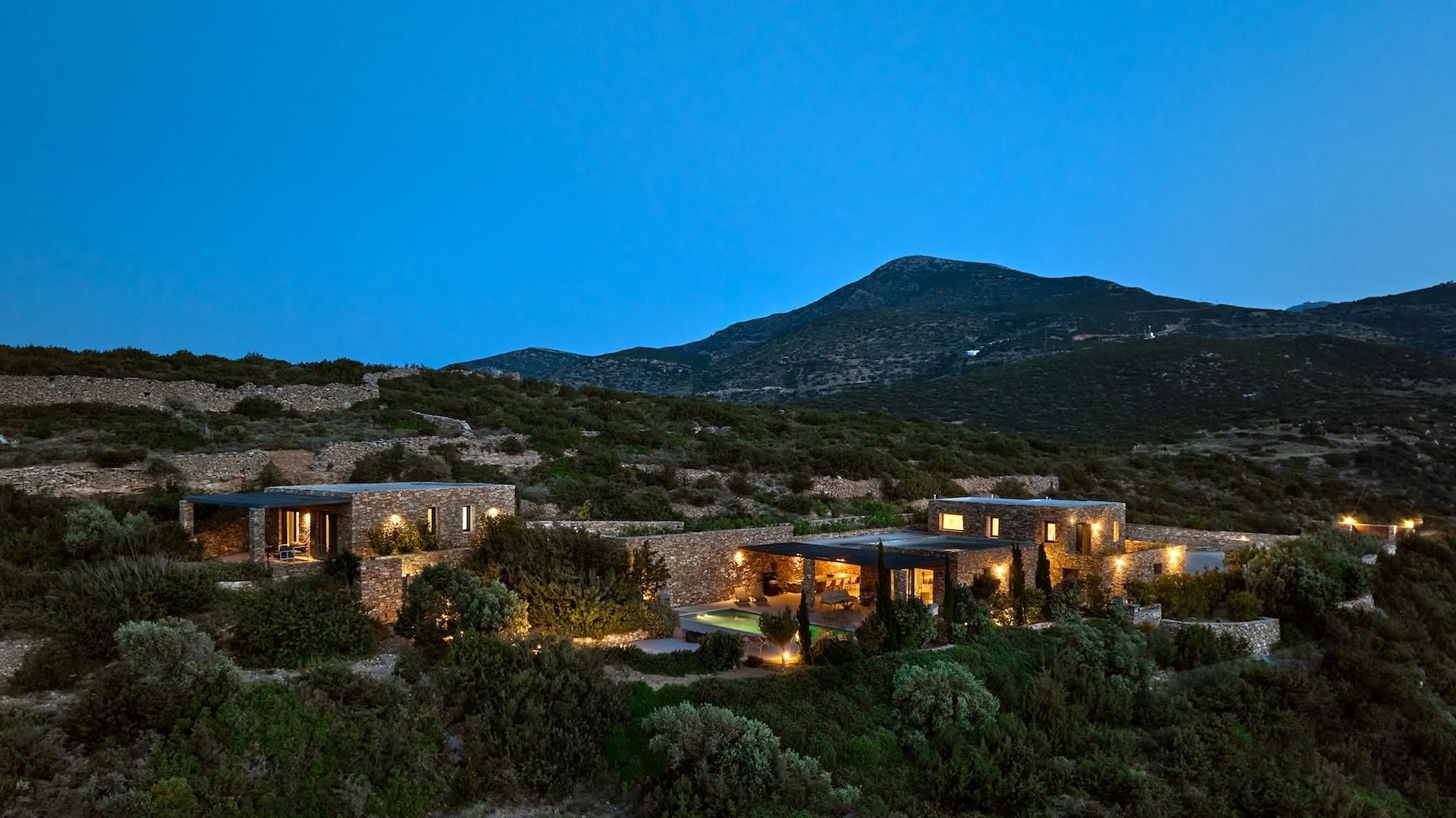 The Hidden Bloom villa photo.