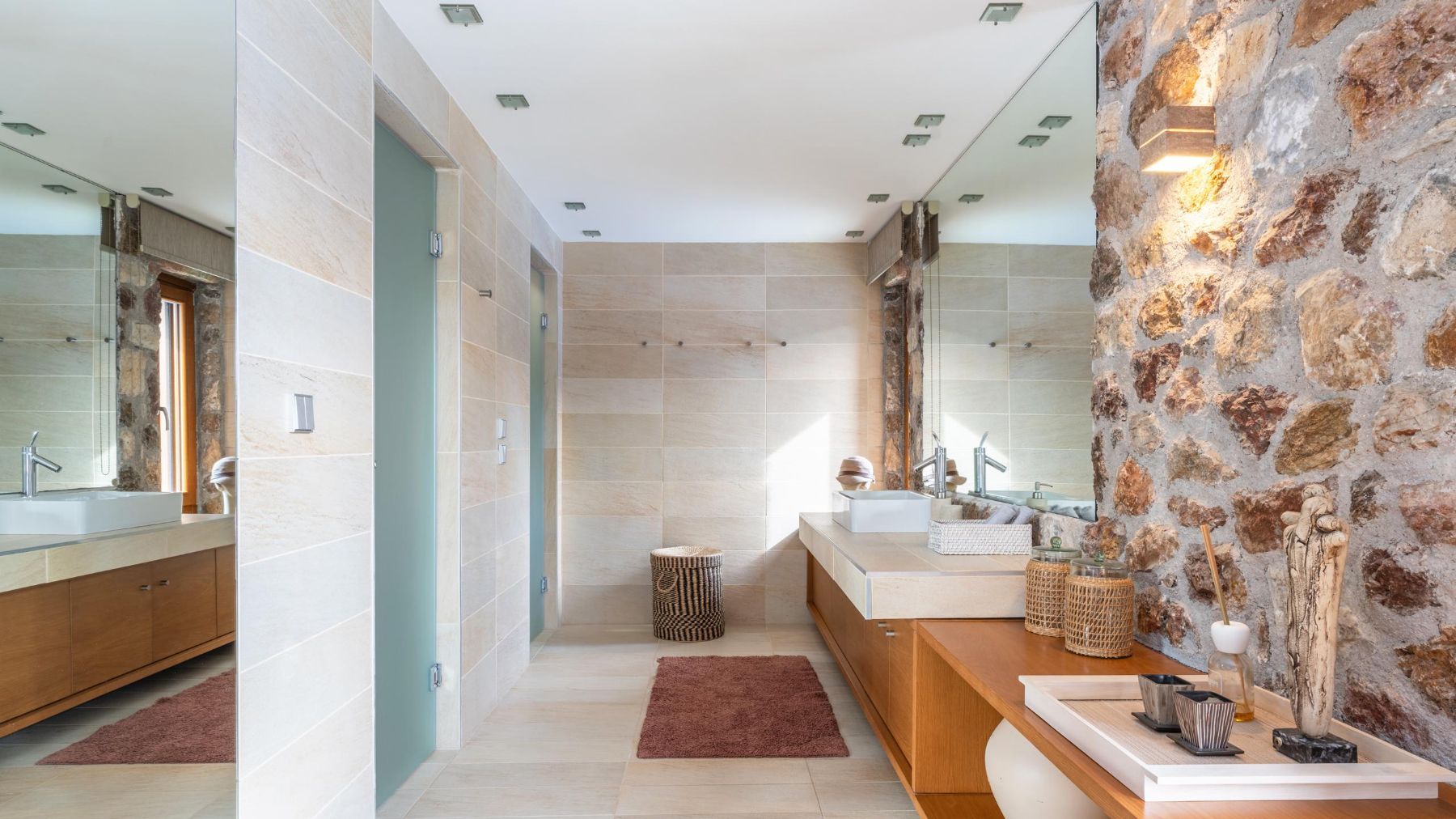 Lumea villa photo.