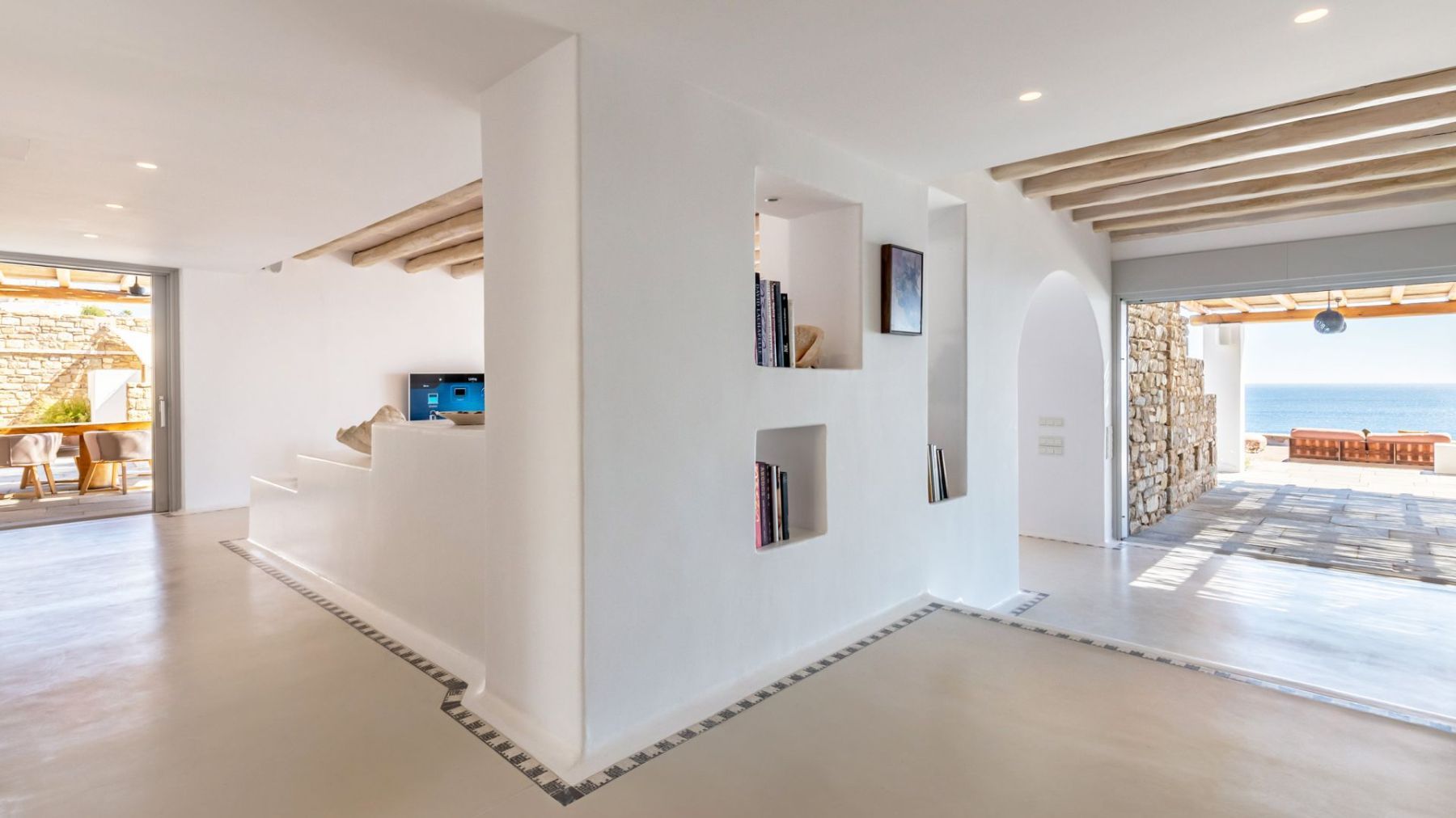 Destino villa photo.