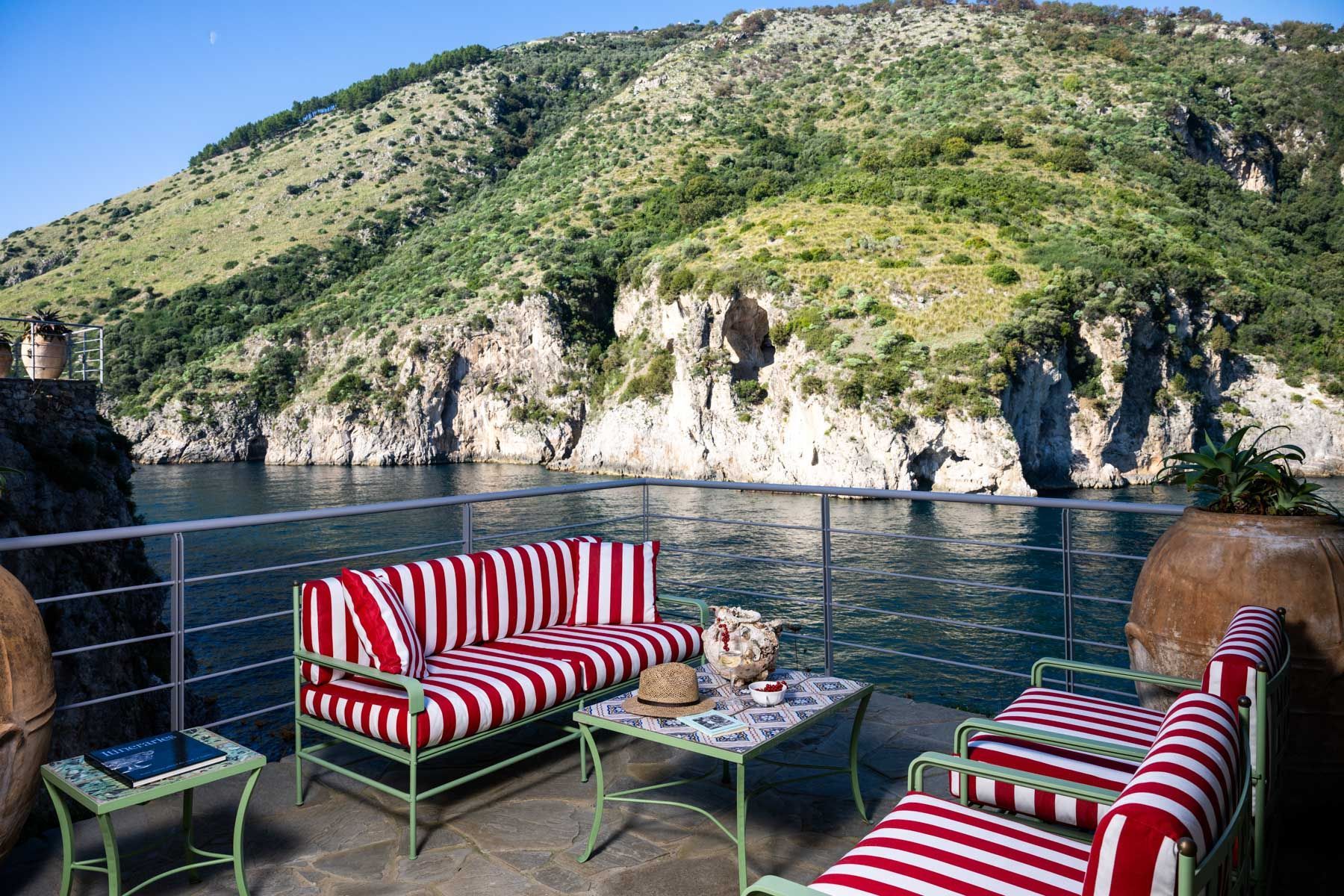 Isolaria villa photo.