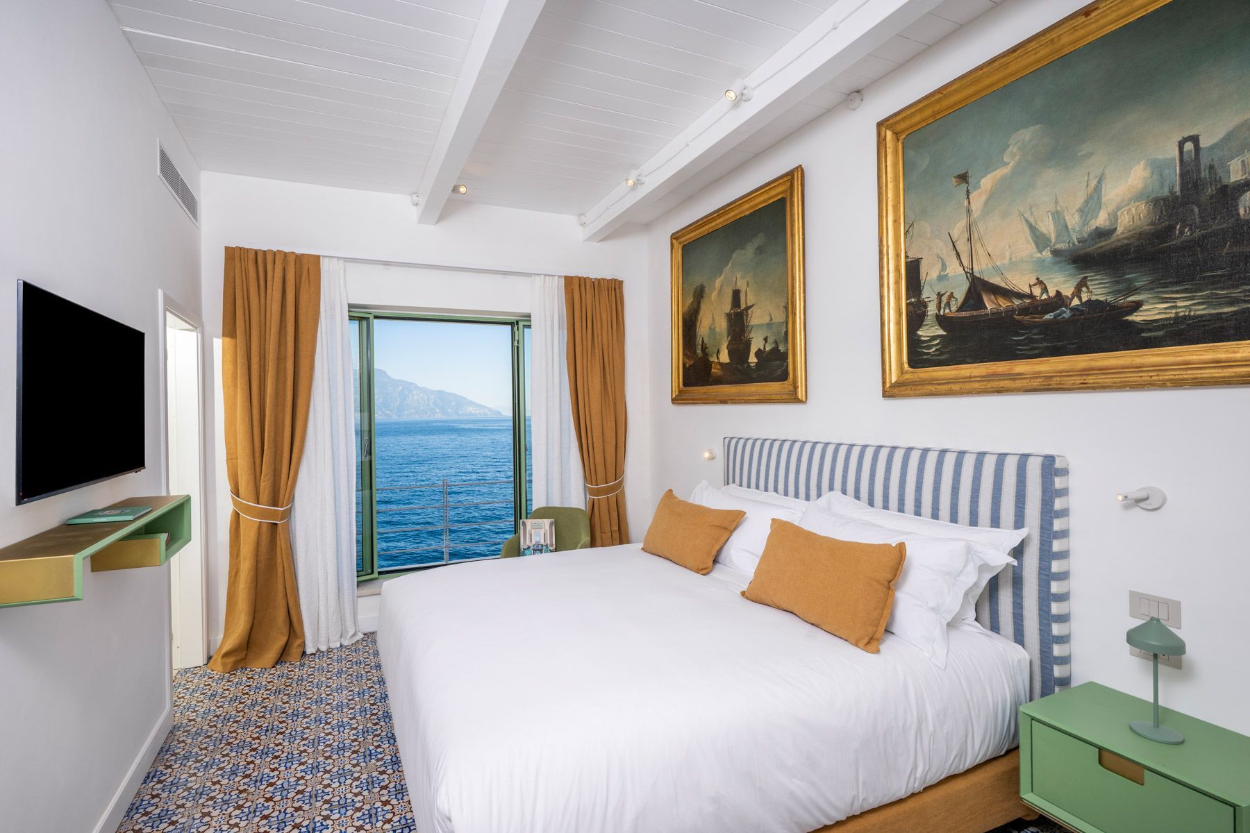 Isolaria villa photo.