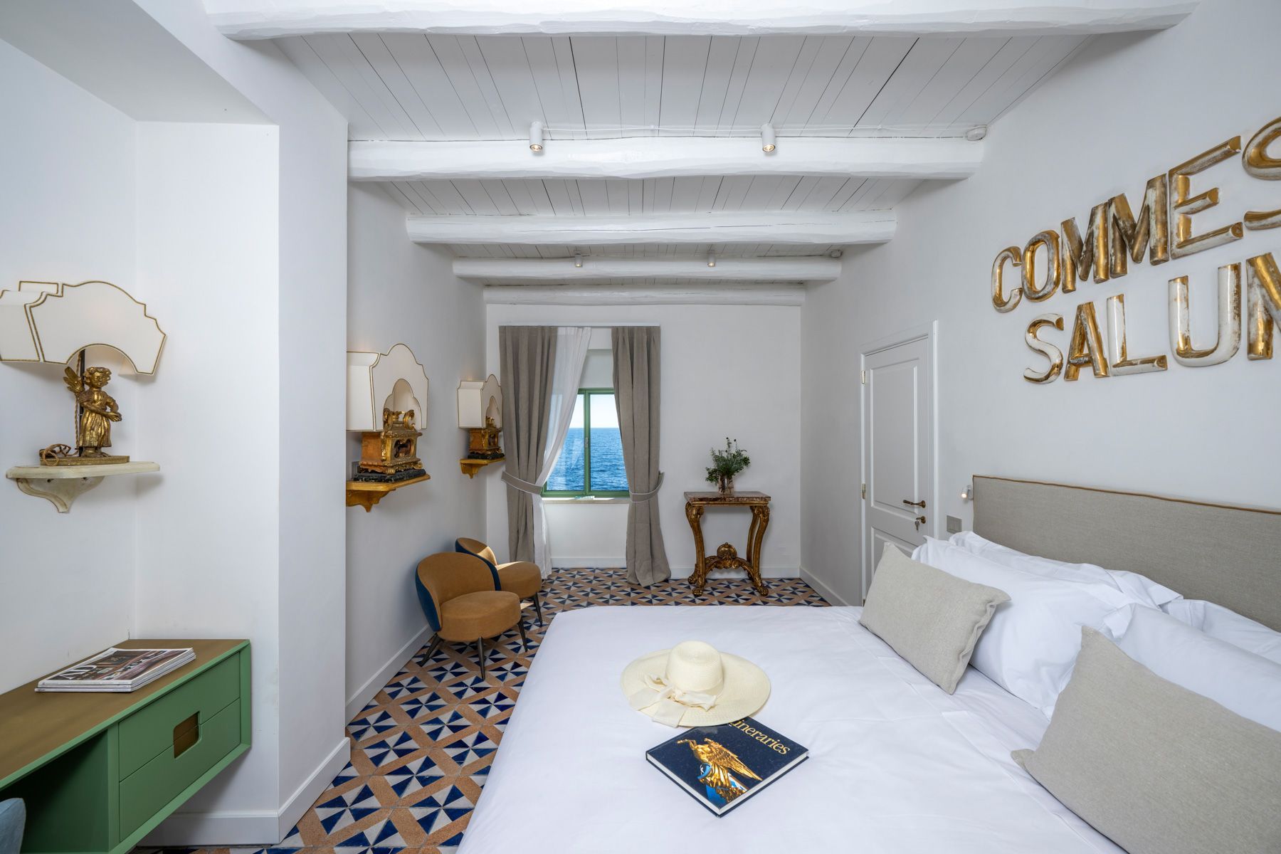 Isolaria villa photo.