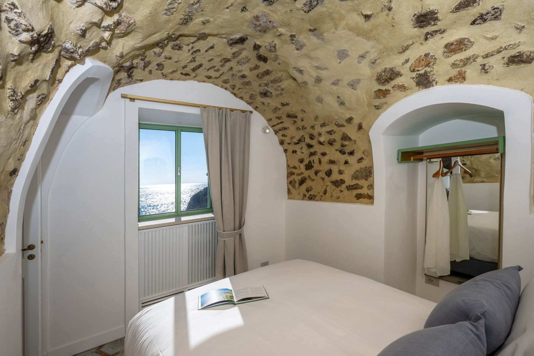Isolaria villa photo.