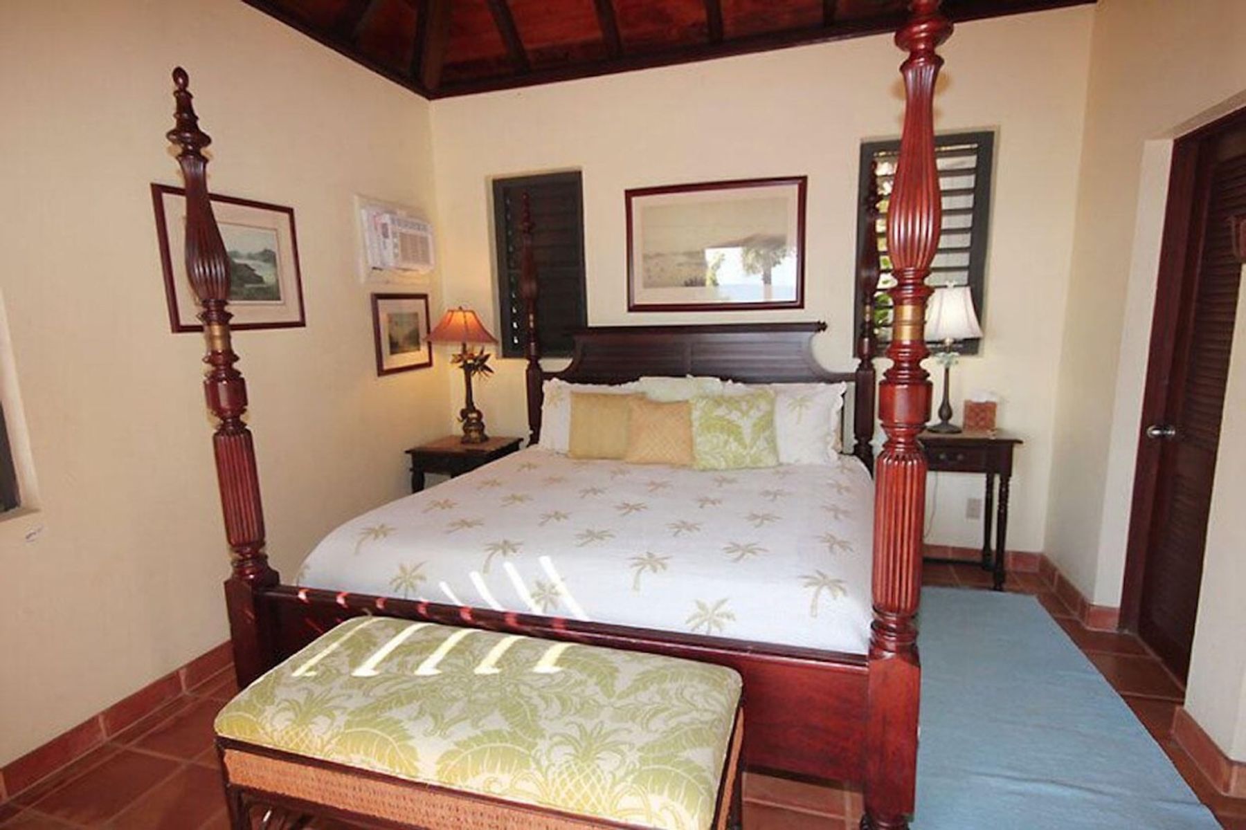 Pool House Bedroom