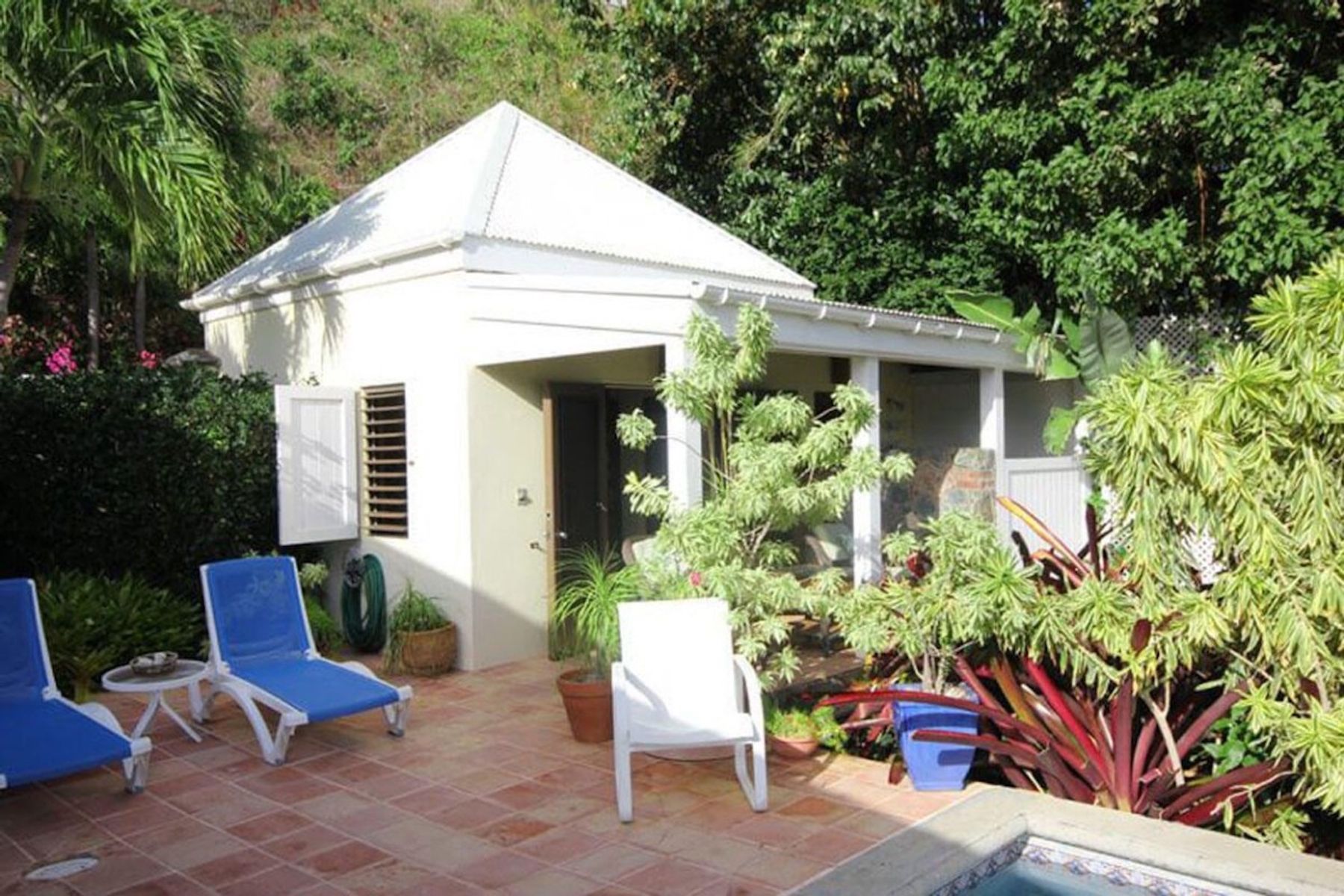 Pool House Bedroom