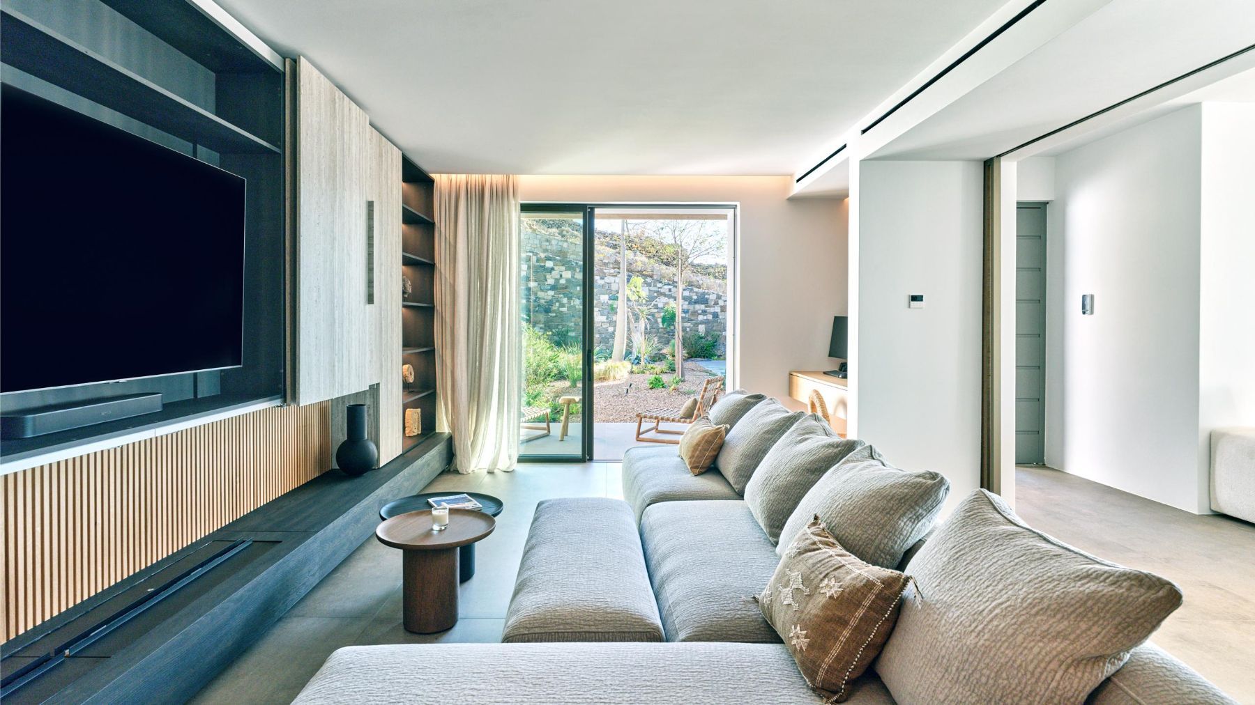 White Velvet villa photo.