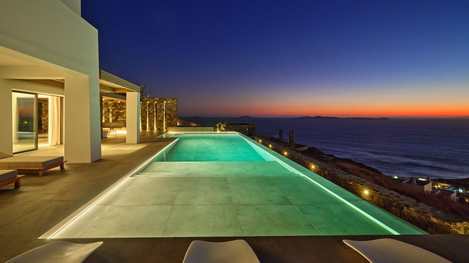 White Velvet villa photo.