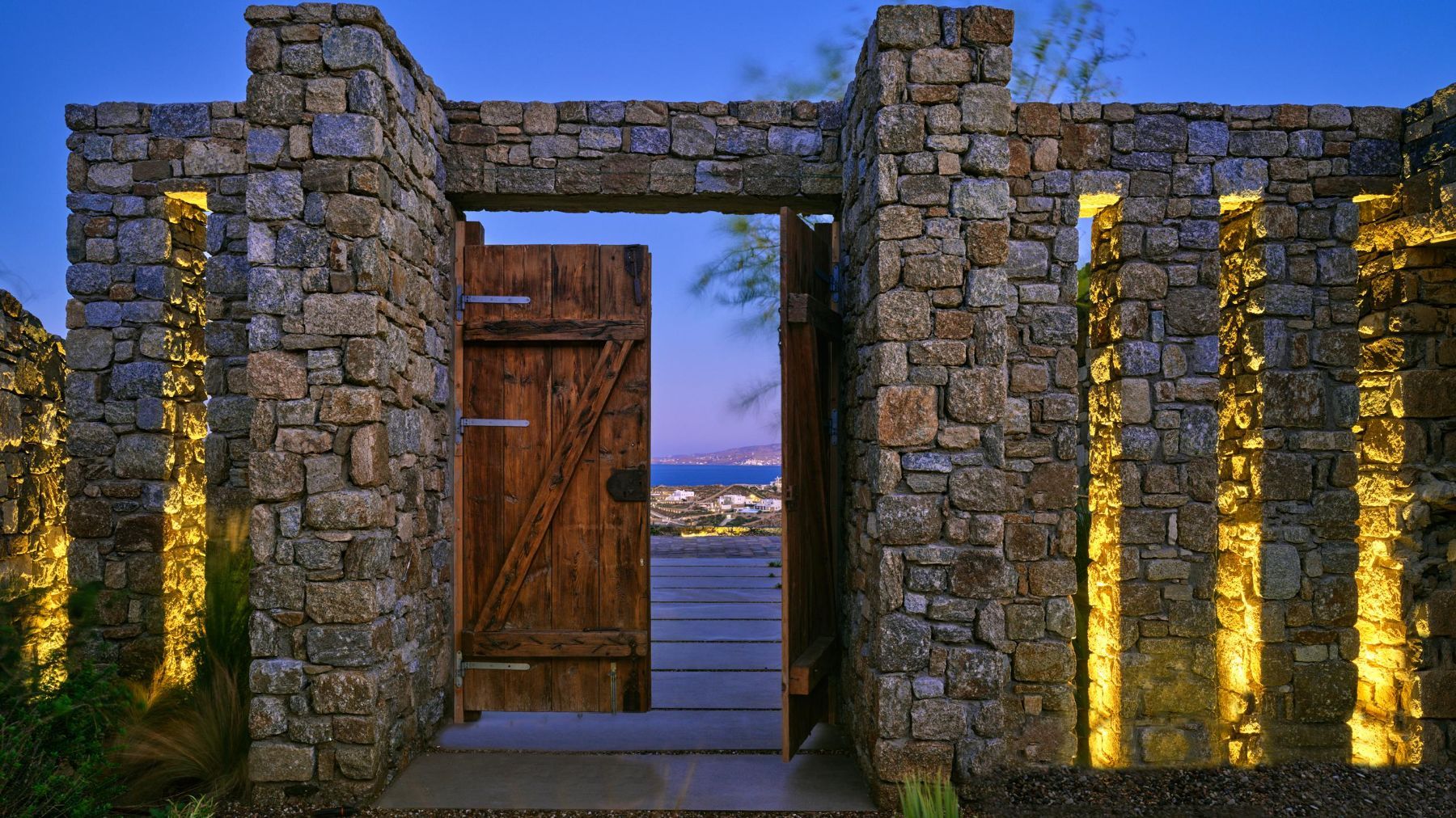 White Velvet villa photo.
