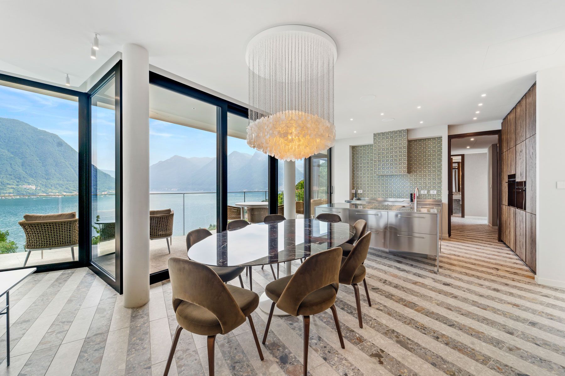 Luminora villa photo.