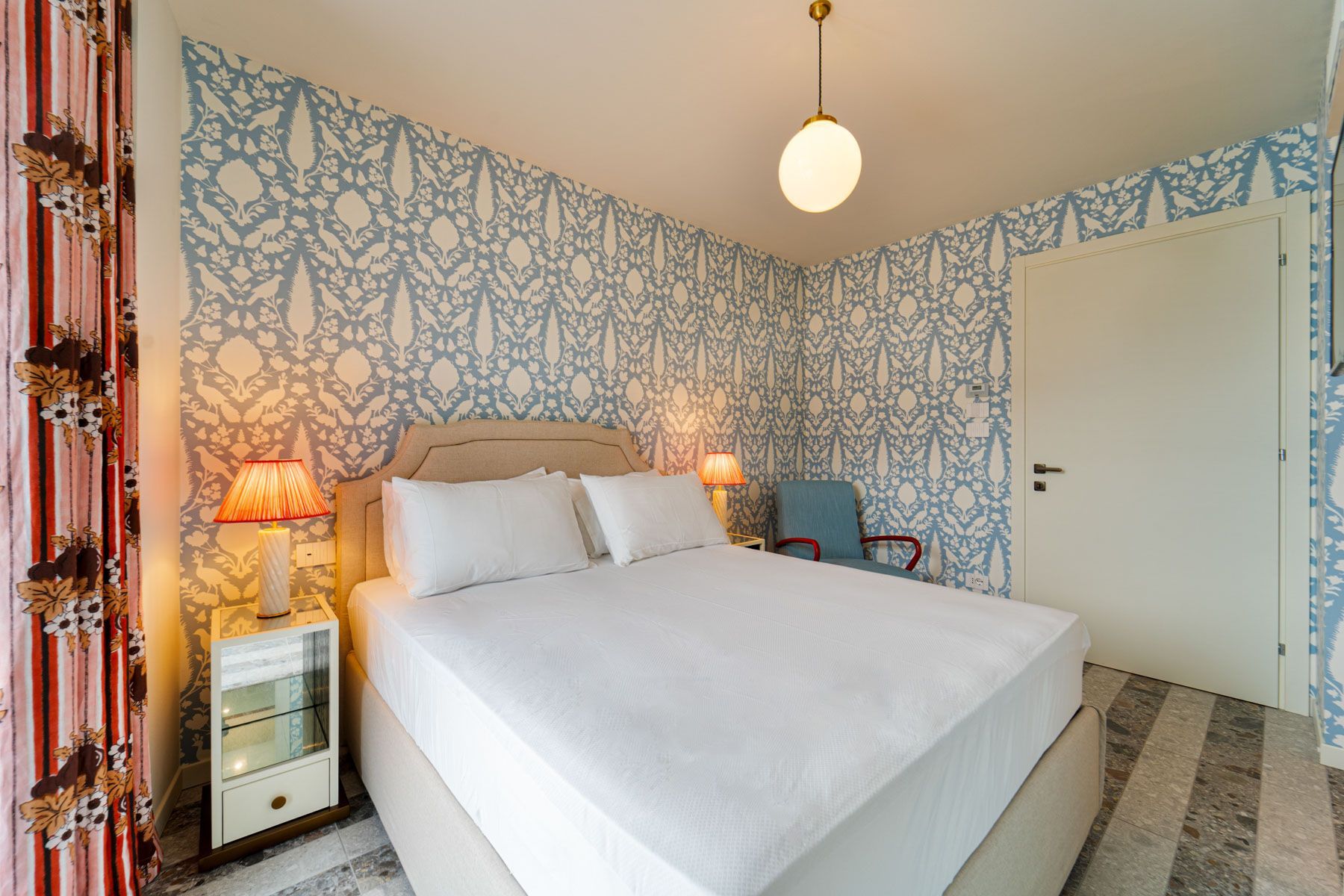 Luminora villa photo.
