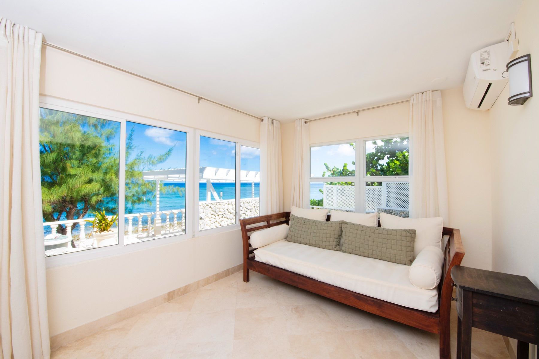 Maravilla villa photo.