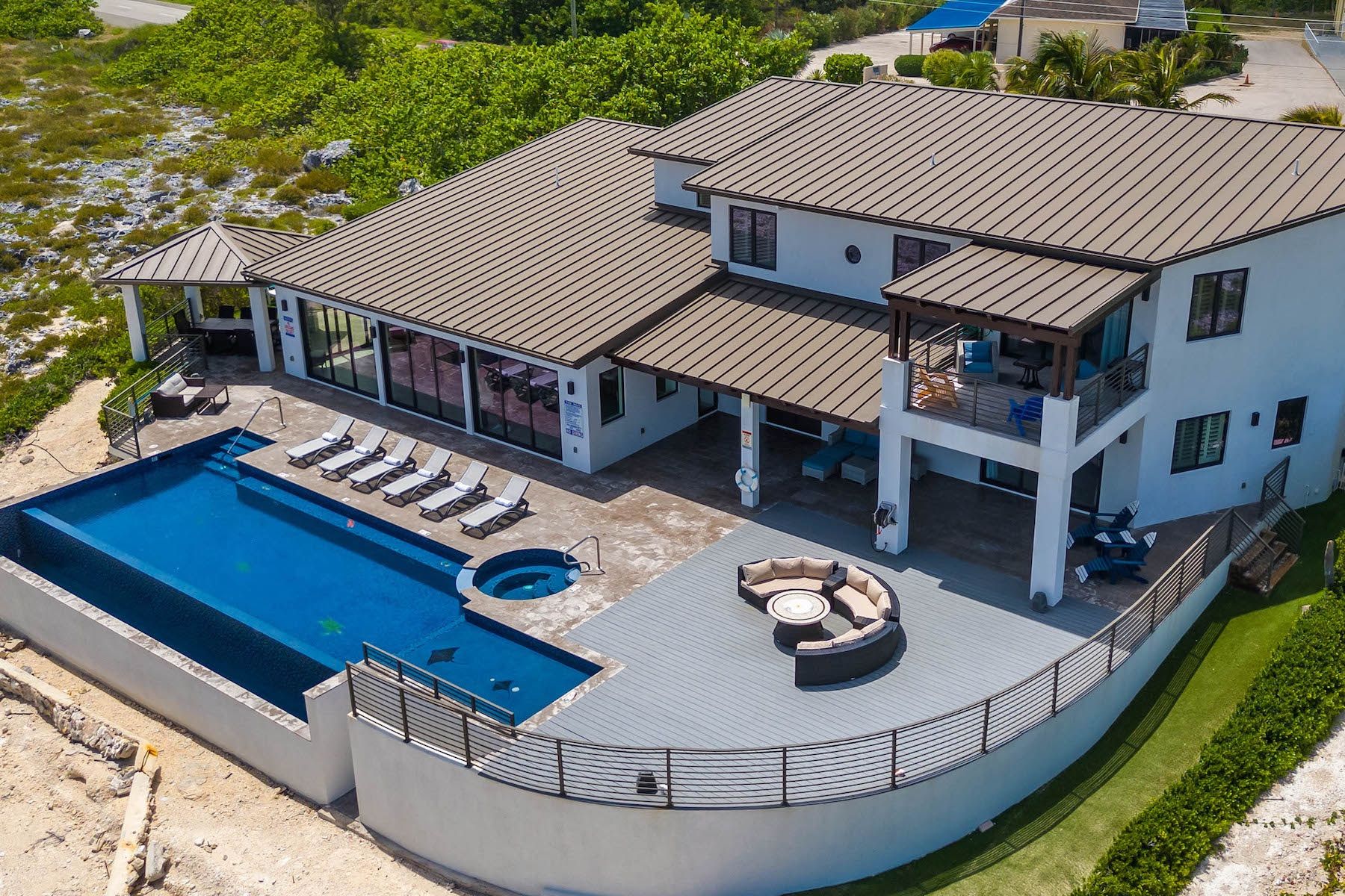 Bella Vista villa photo.