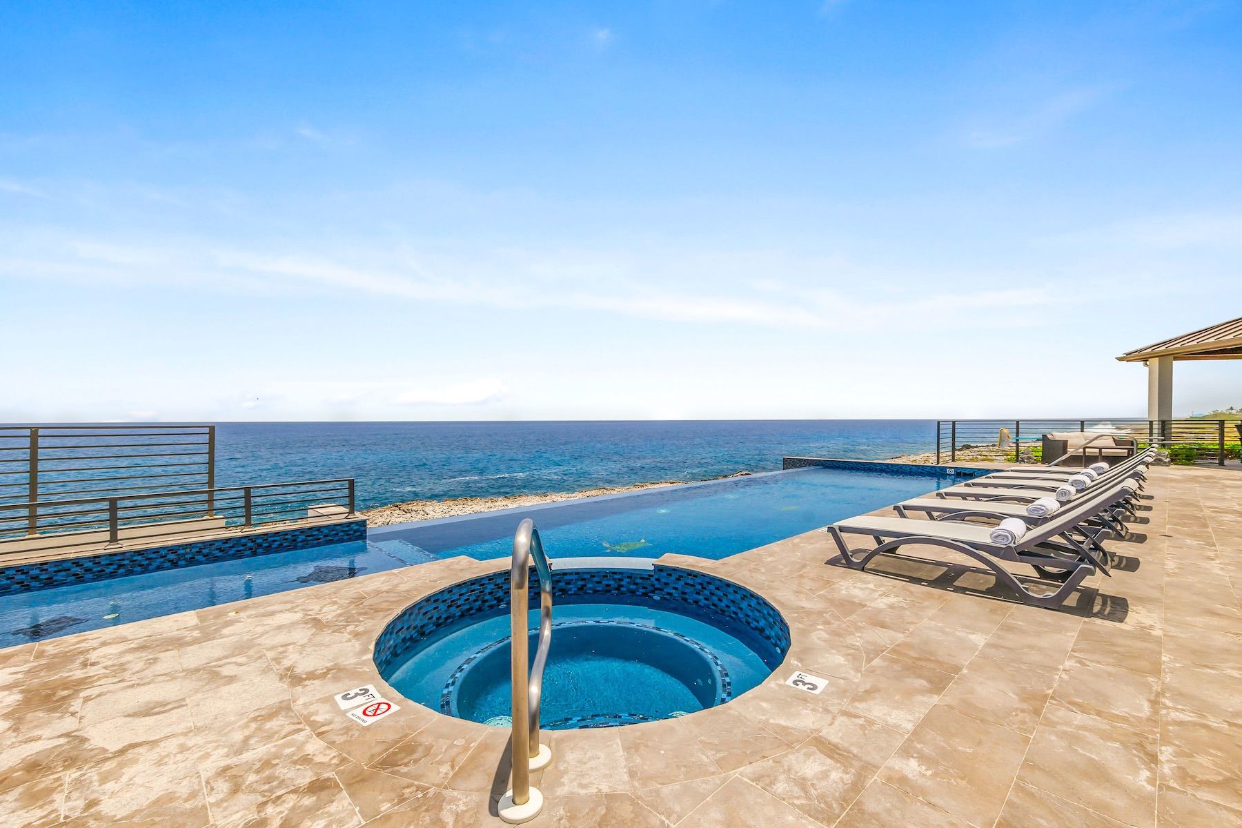 Bella Vista villa photo.