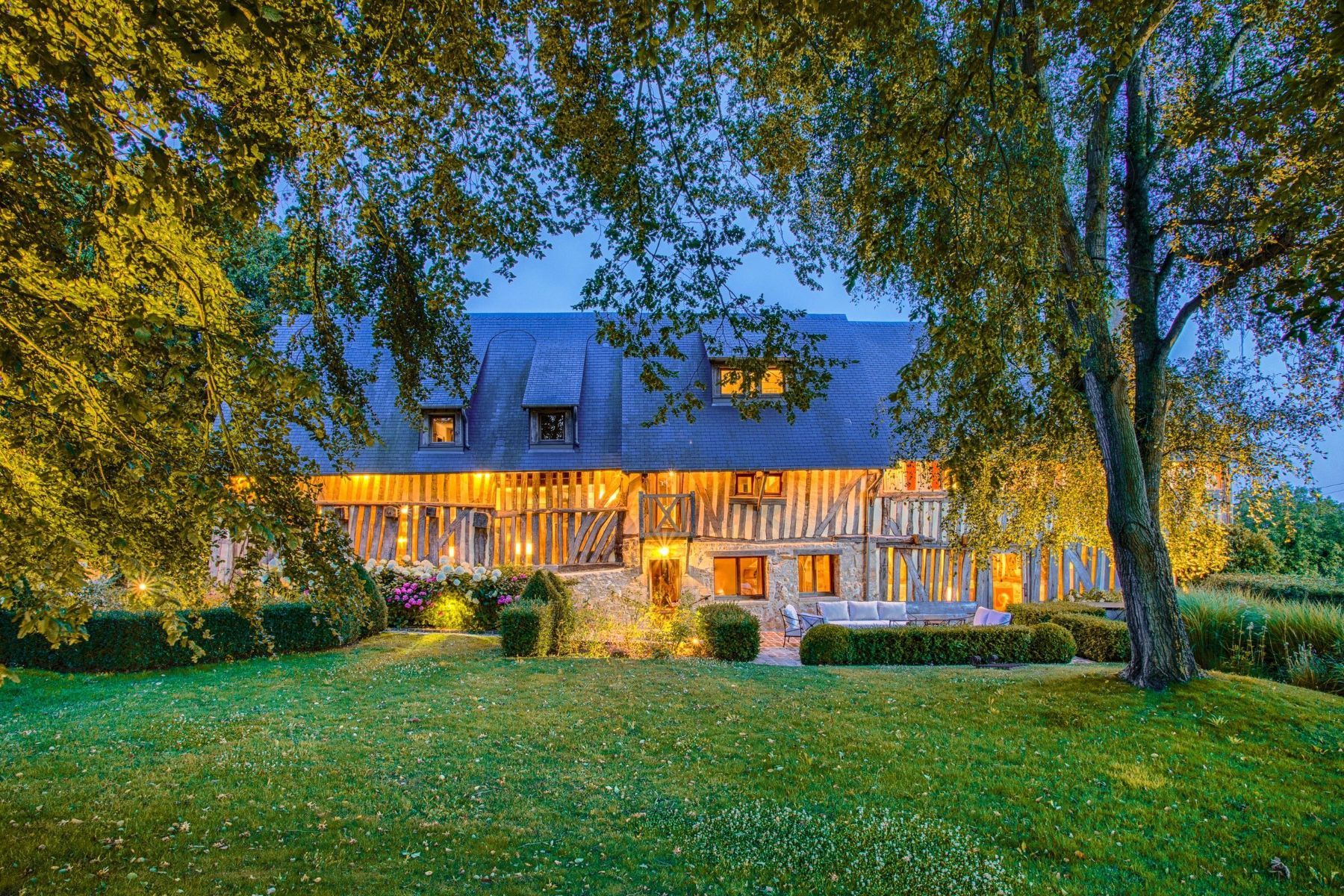 Maison Bonneville villa photo.