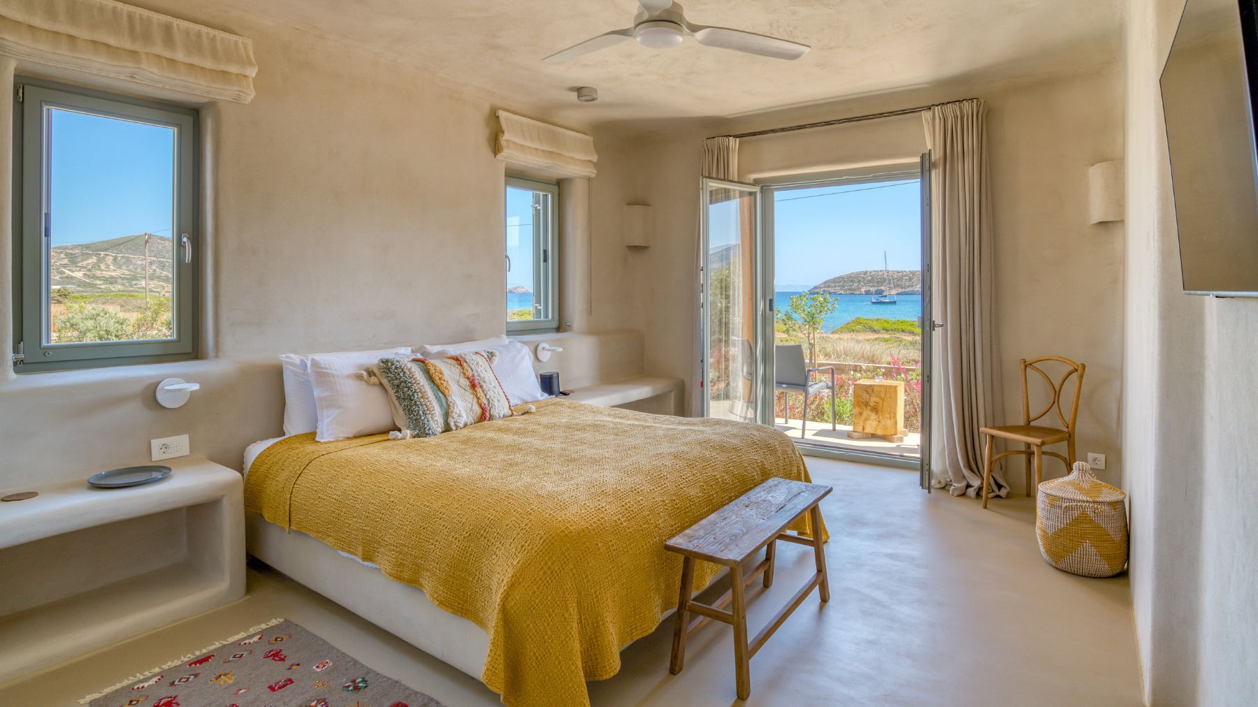 Alma villa photo.