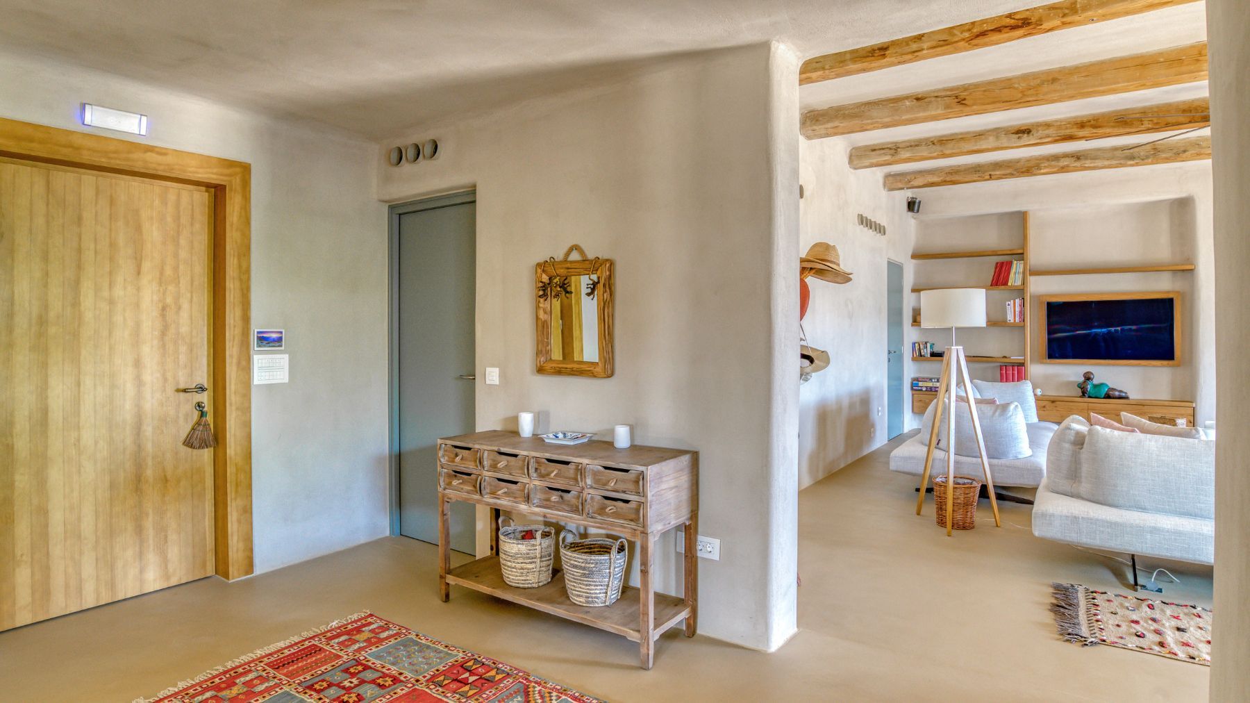 Alma villa photo.