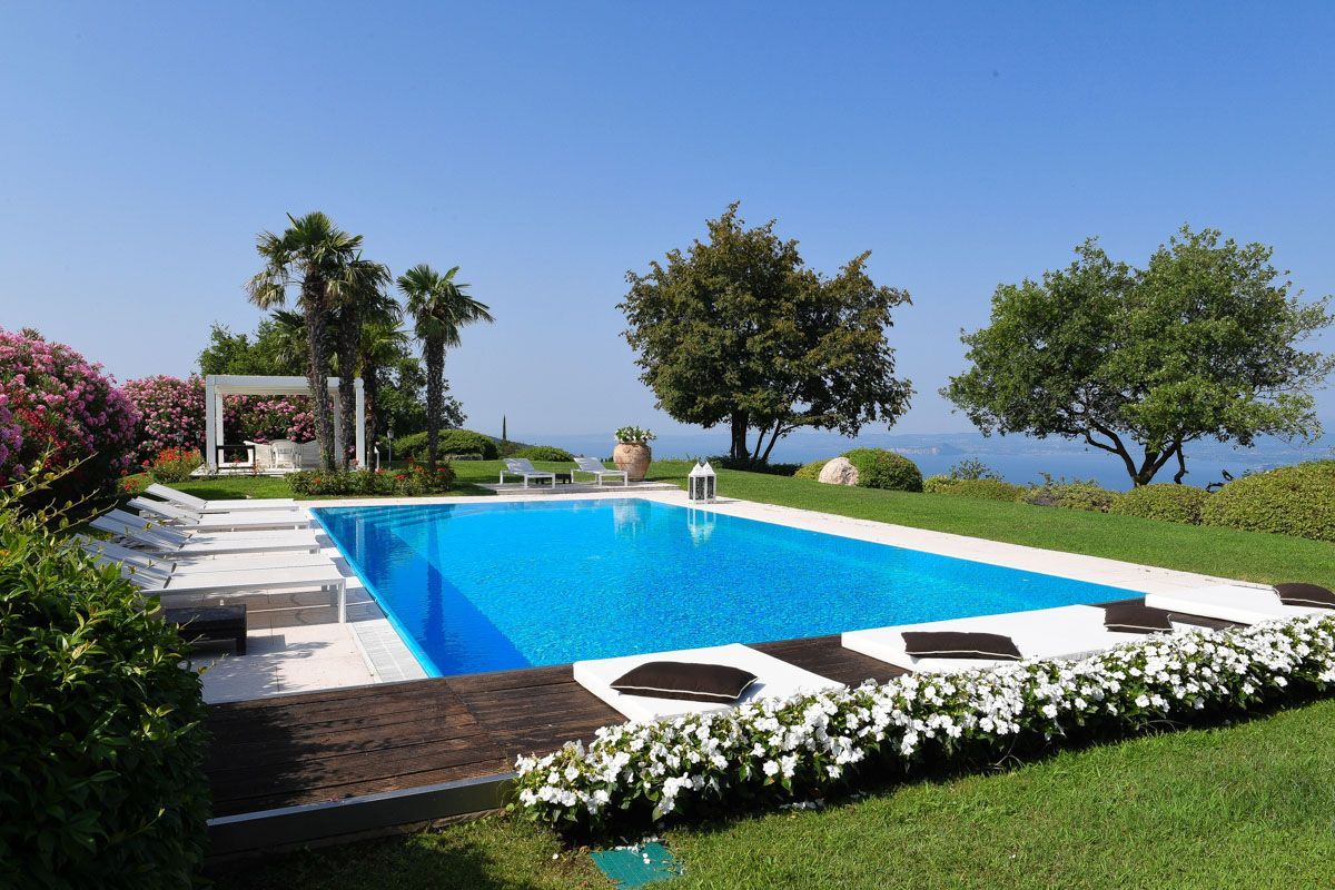 Villa Le Torr villa photo.