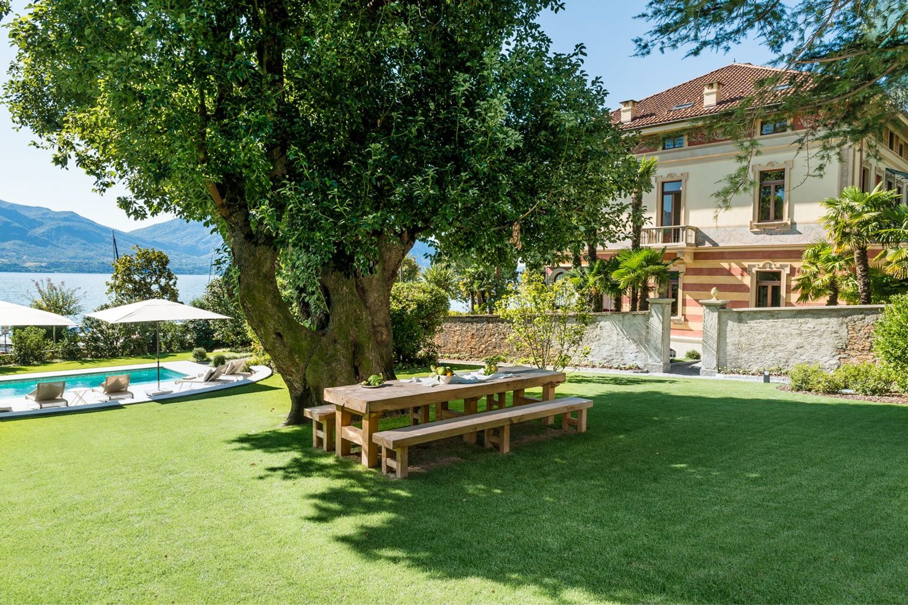 Villa Leoni villa photo.