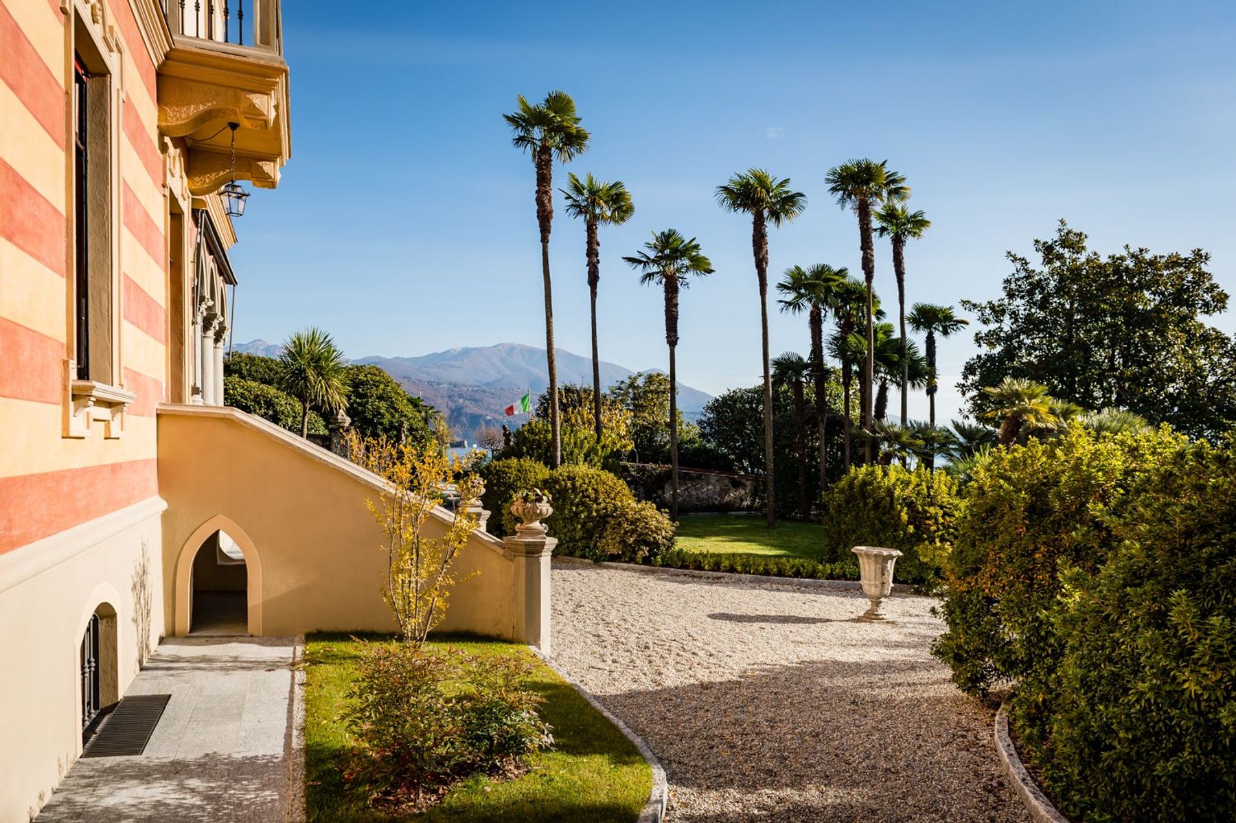 Villa Leoni villa photo.