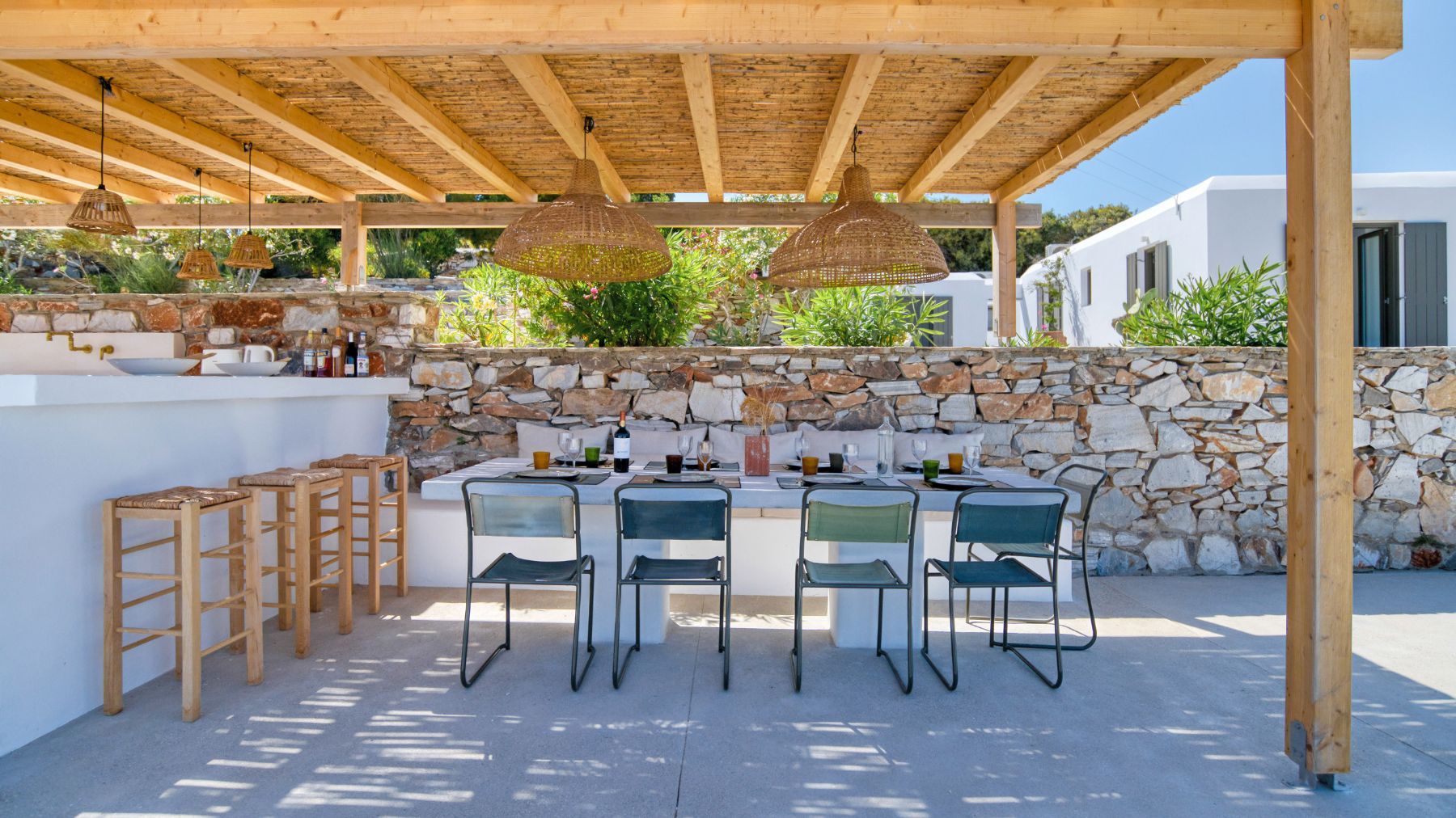 Kiwi villa photo.