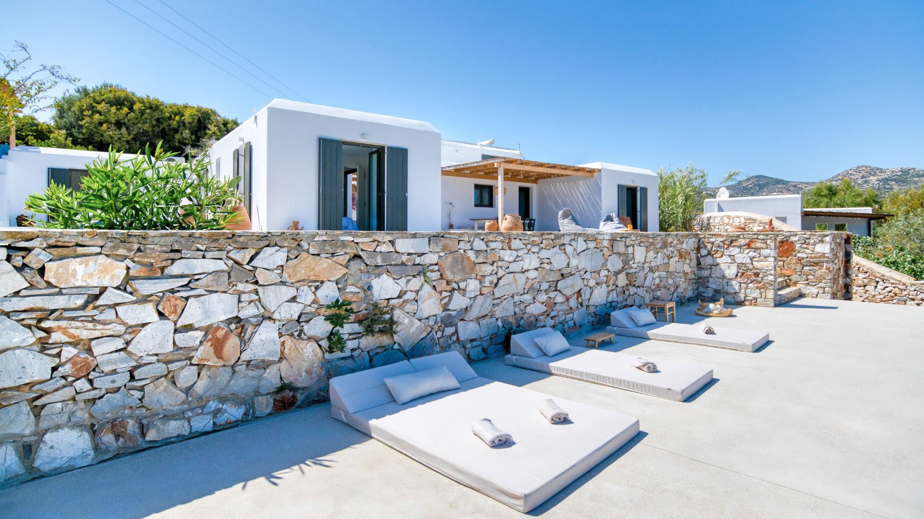 Kiwi villa photo.