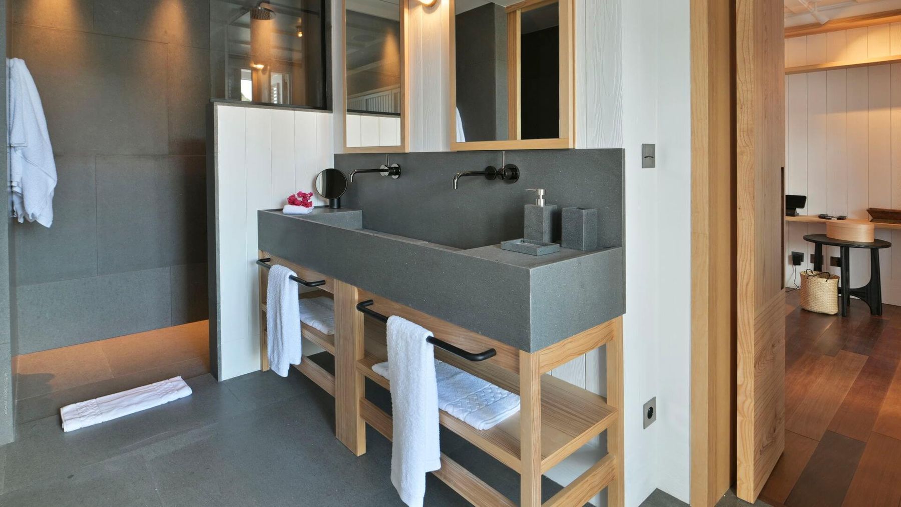 Sea Horse villa photo.