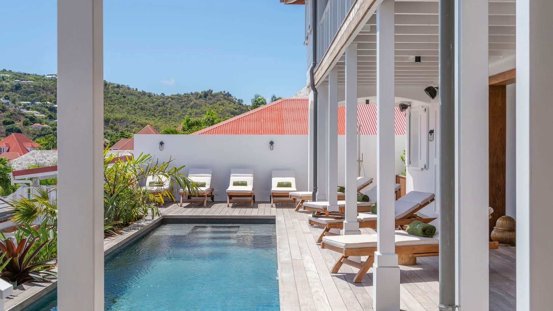 Sea Horse villa photo.