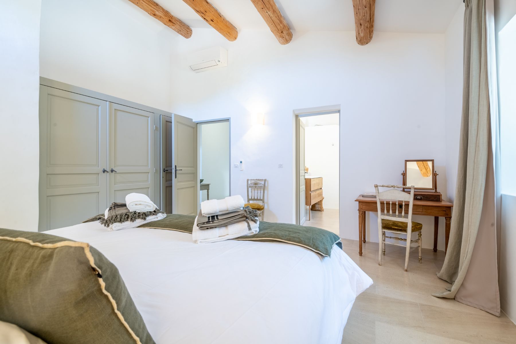 Mas les Gardiols villa photo.