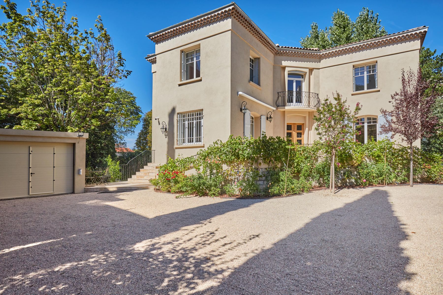 Villa Mirabeau villa photo.