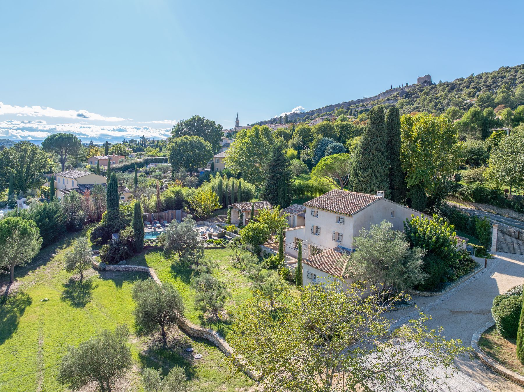 Le Mas des Merveilles villa photo.