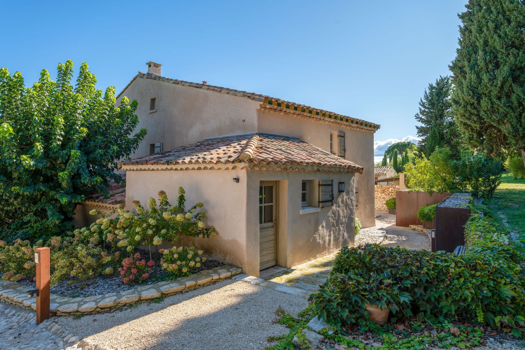 Le Mas des Merveilles villa photo.