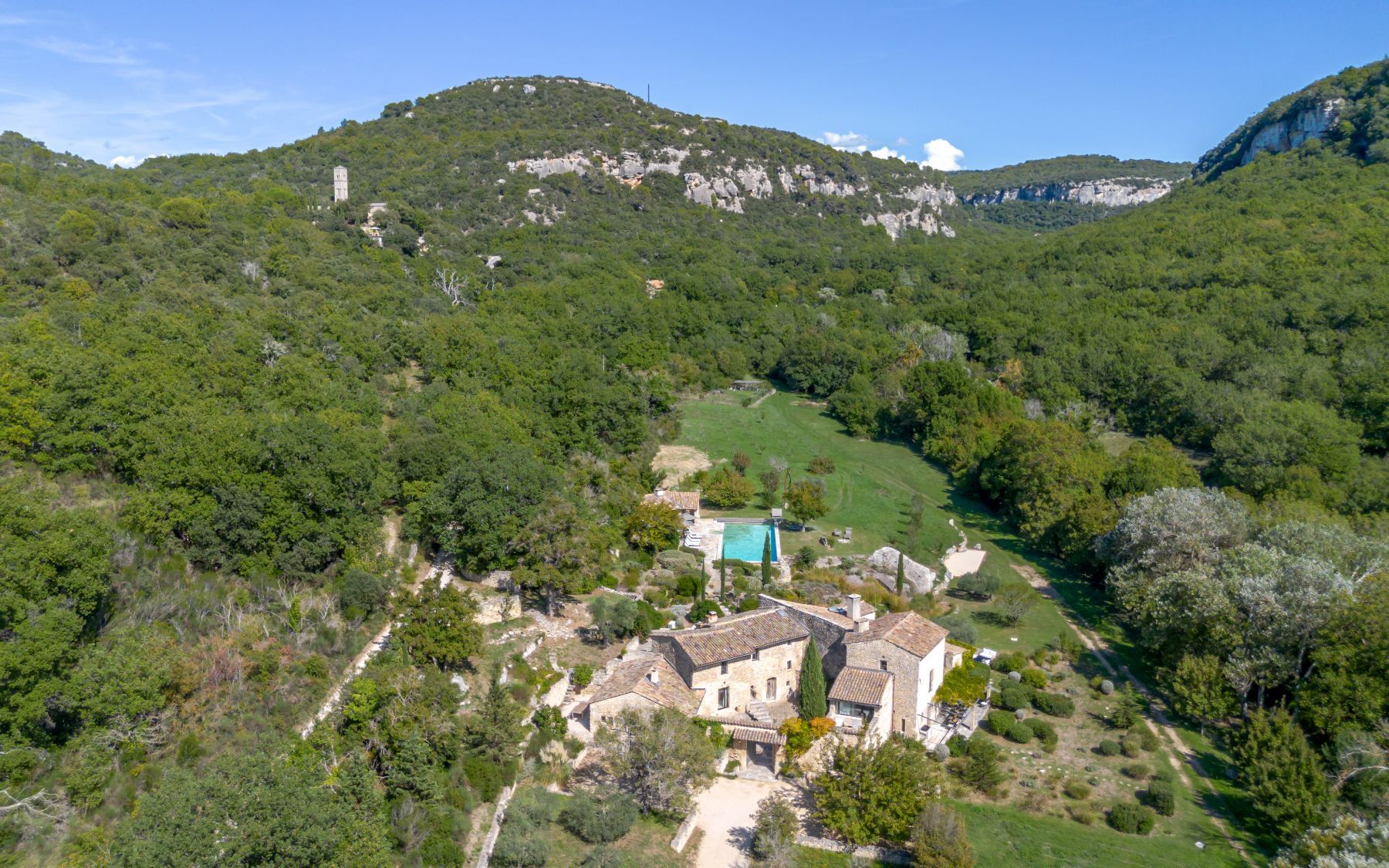 Domaine des Saisons villa photo.