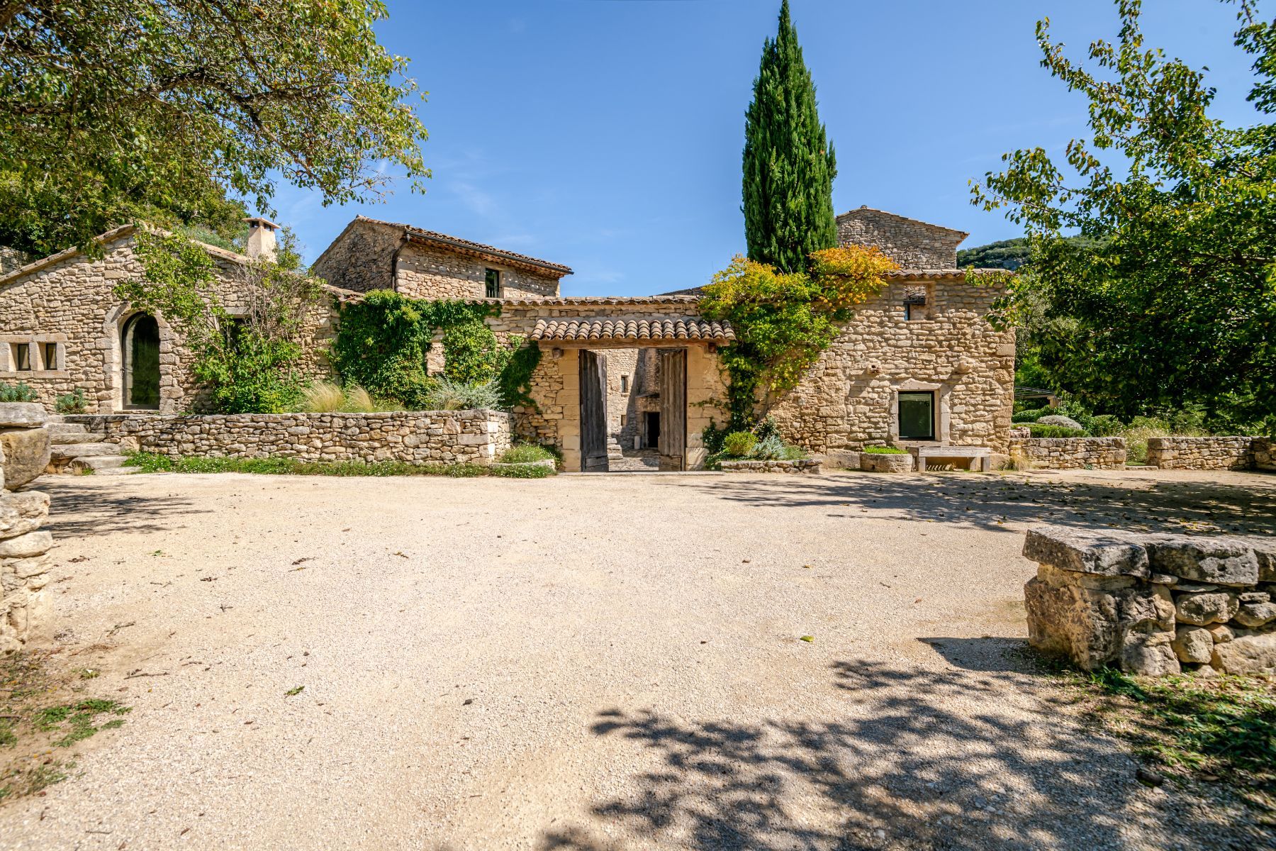 Domaine des Saisons villa photo.