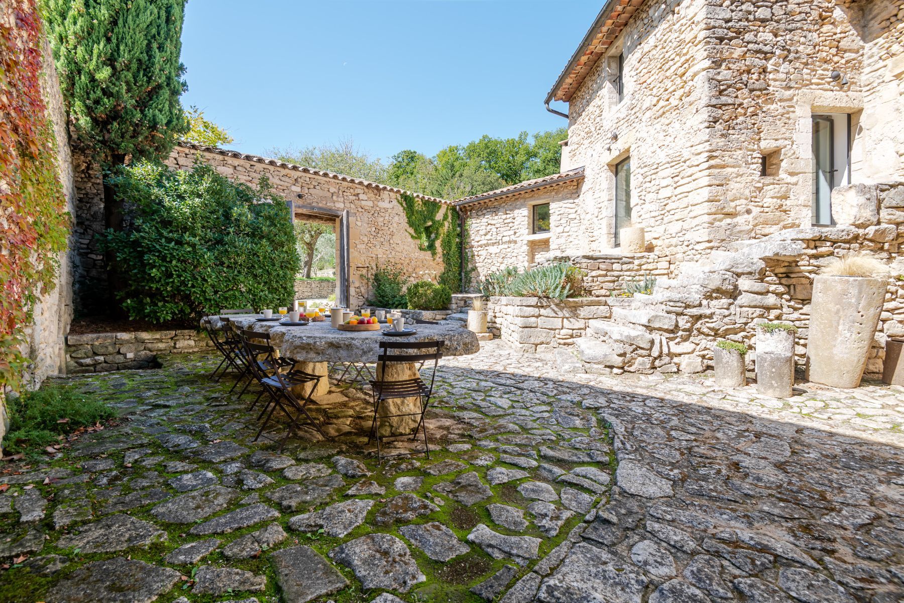 Domaine des Saisons villa photo.