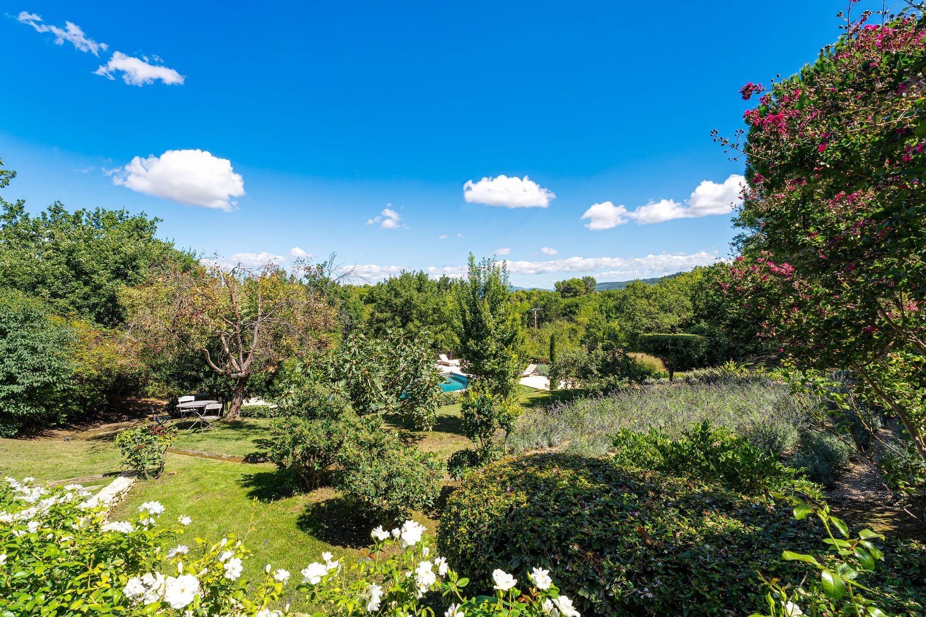 Le Refuge de Provence villa photo.