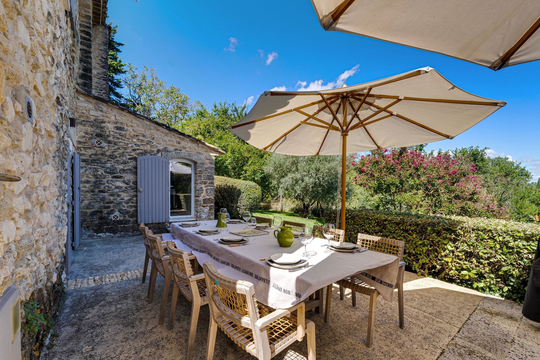 Le Refuge de Provence villa photo.