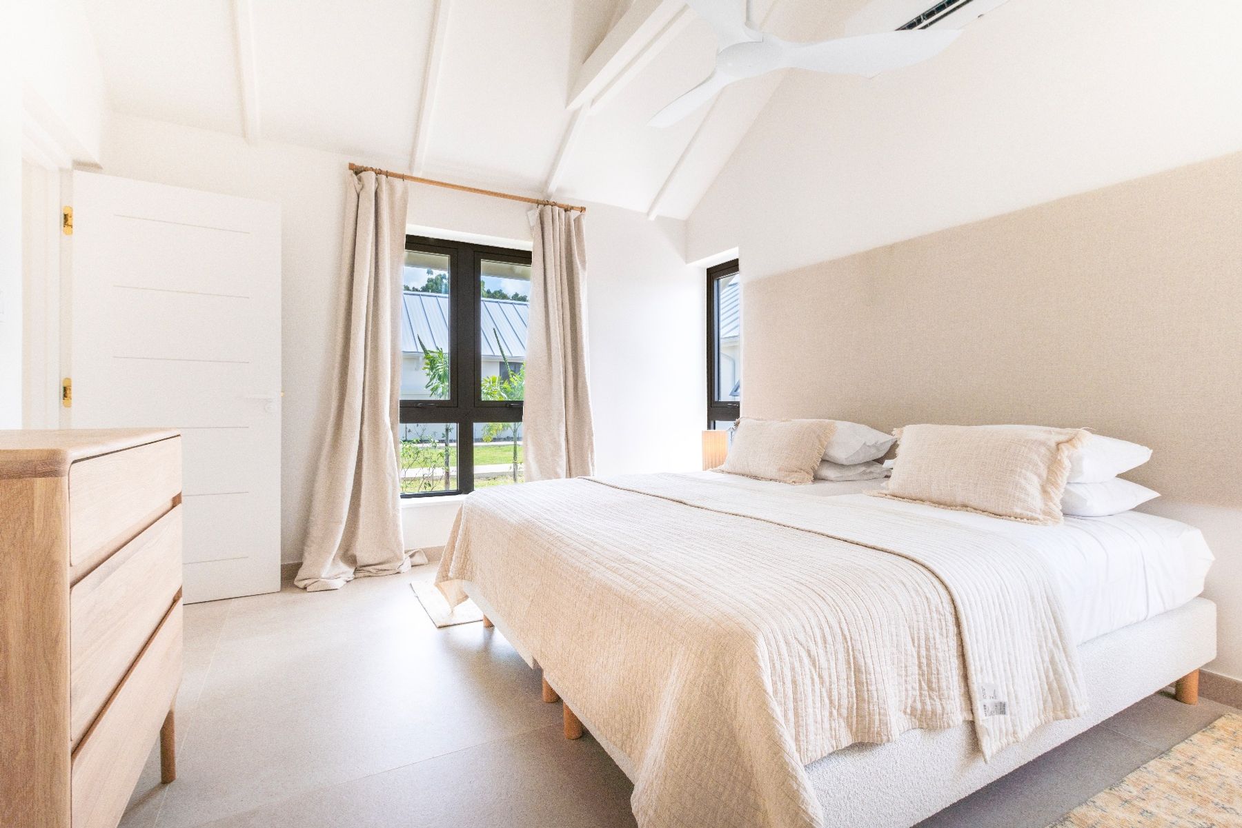 Cloudbreak villa photo.