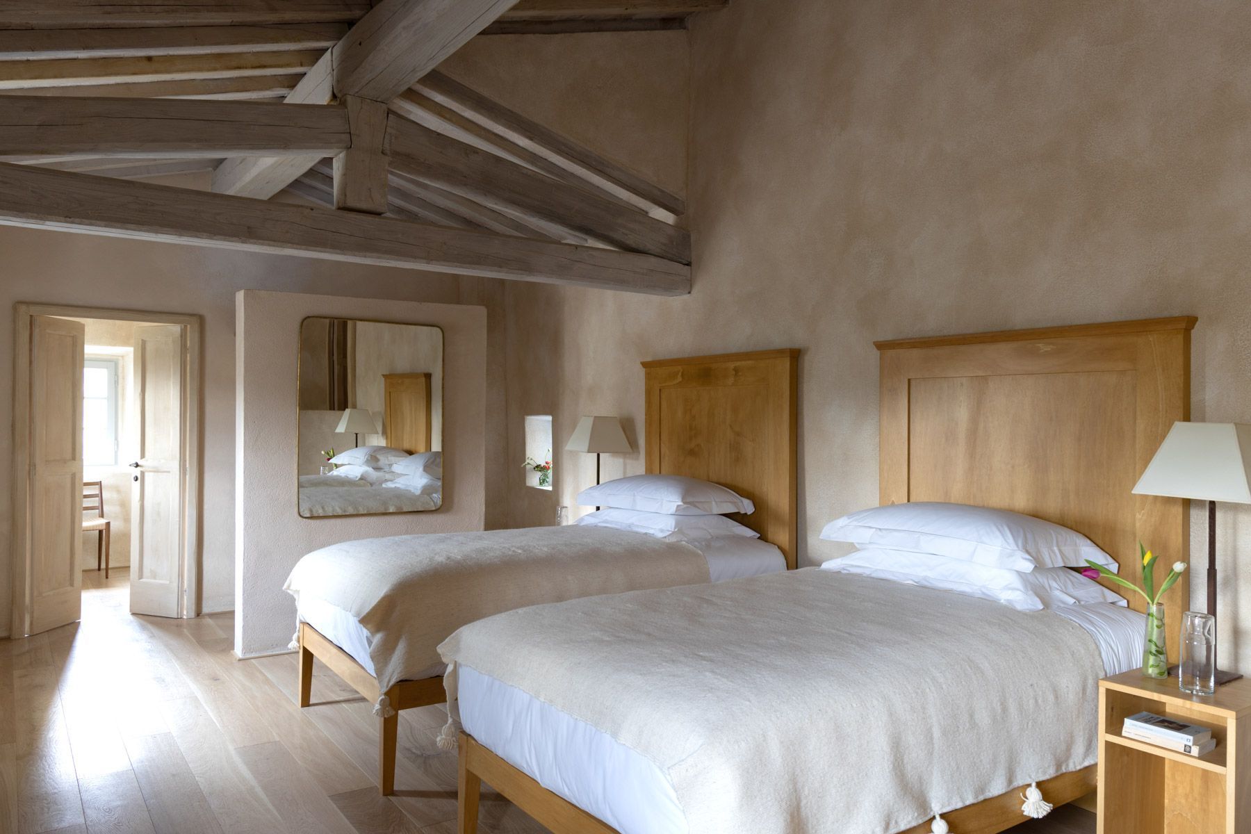 Adulcea villa photo.