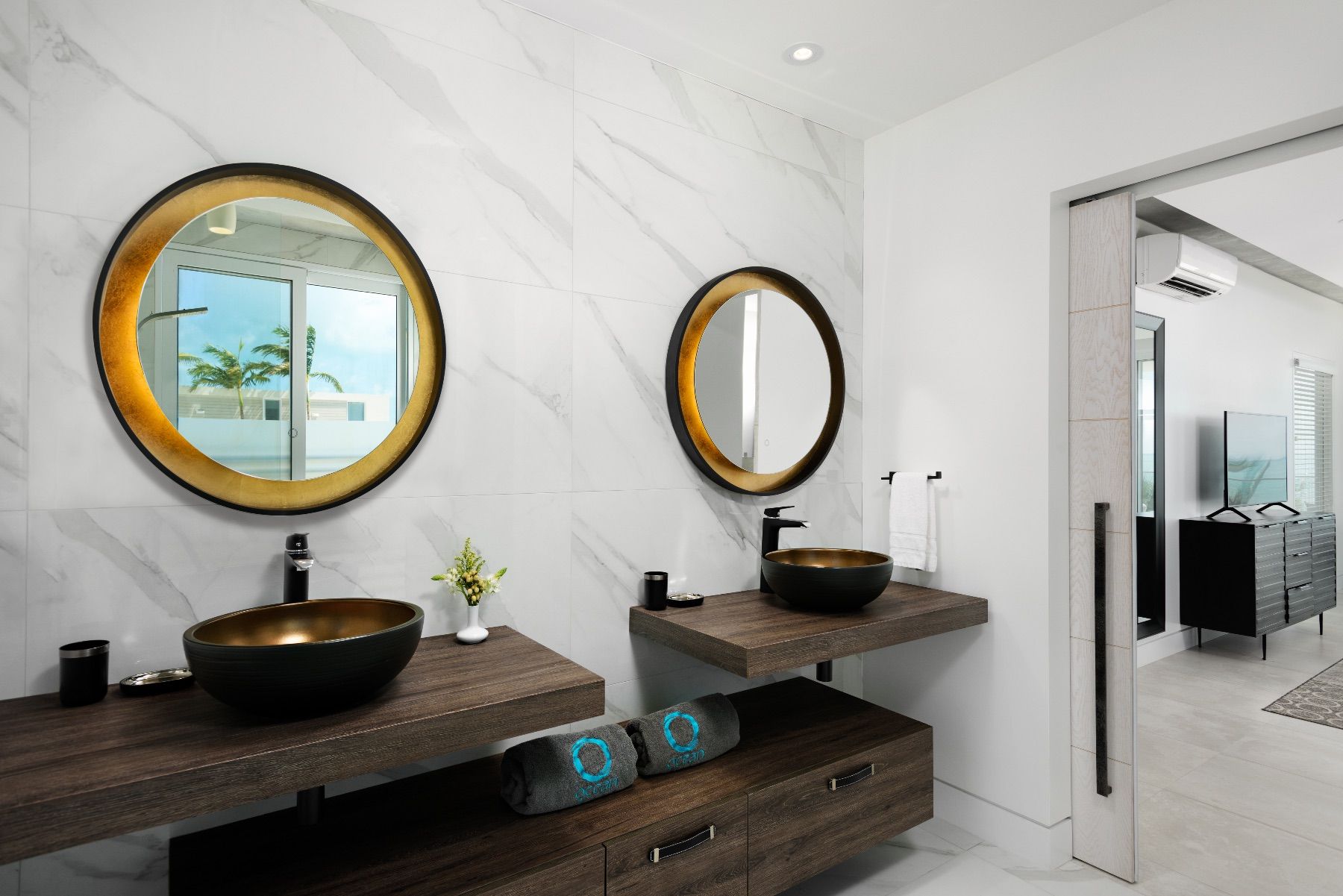 Ensuite