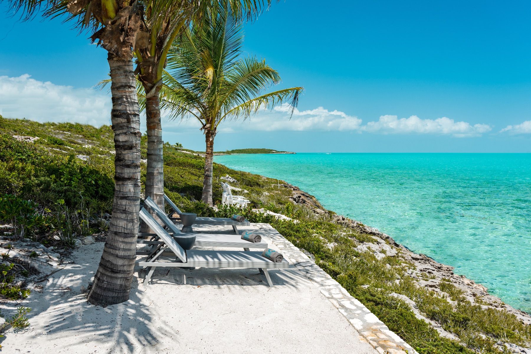 Front row seat to the amazing waterfront access