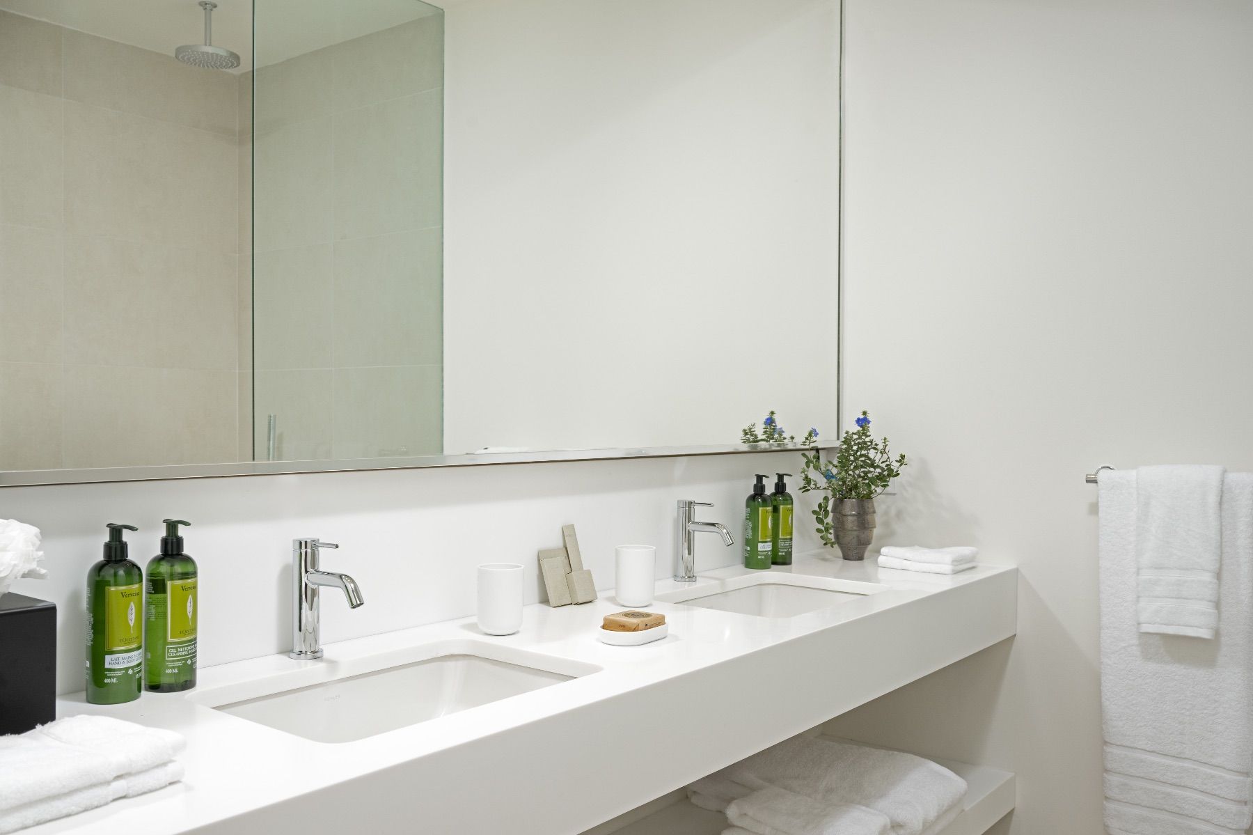 Ensuite
