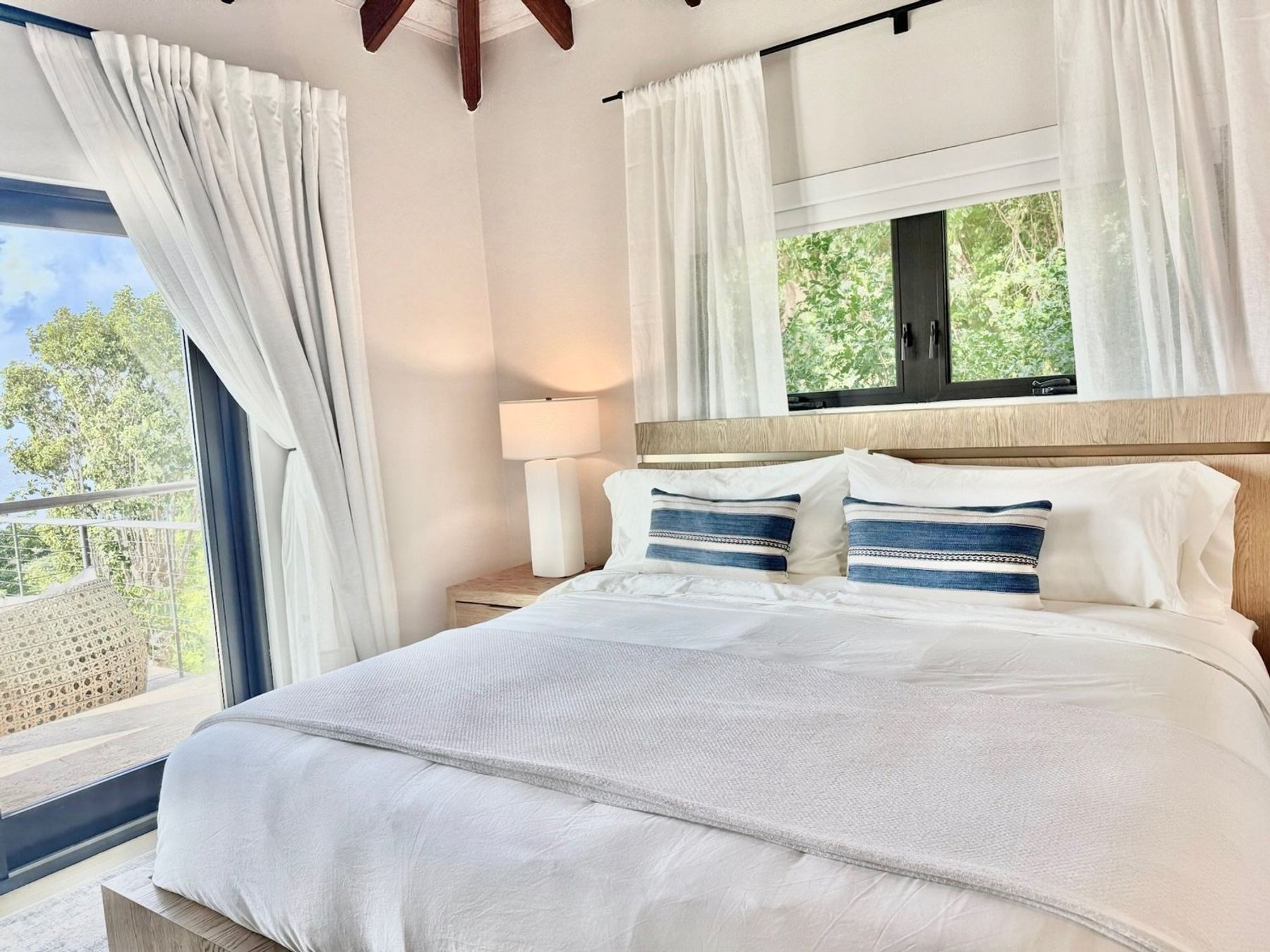 King Bedroom with ocean and pool views