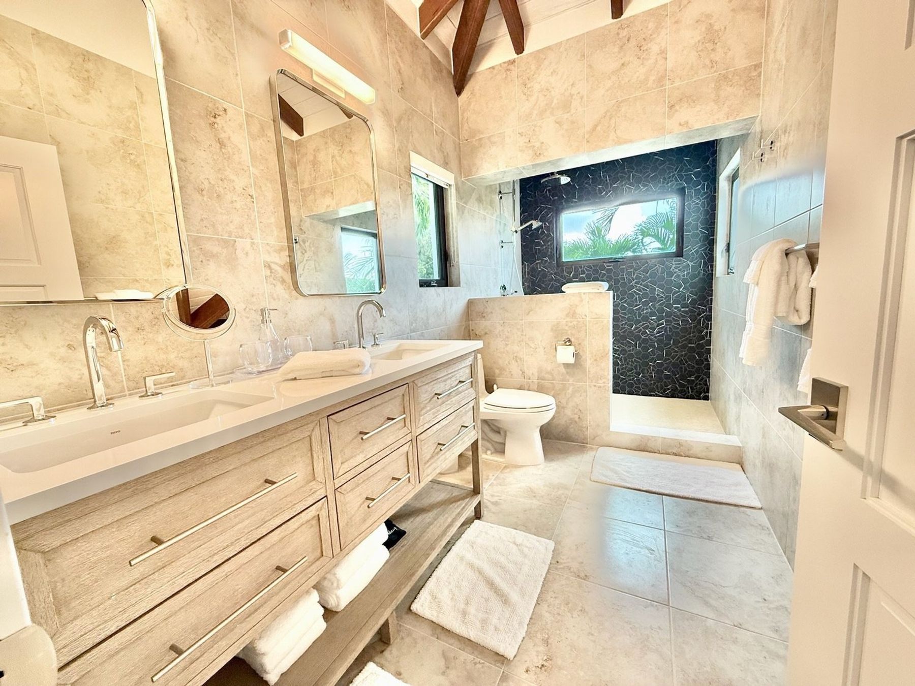 Ensuite