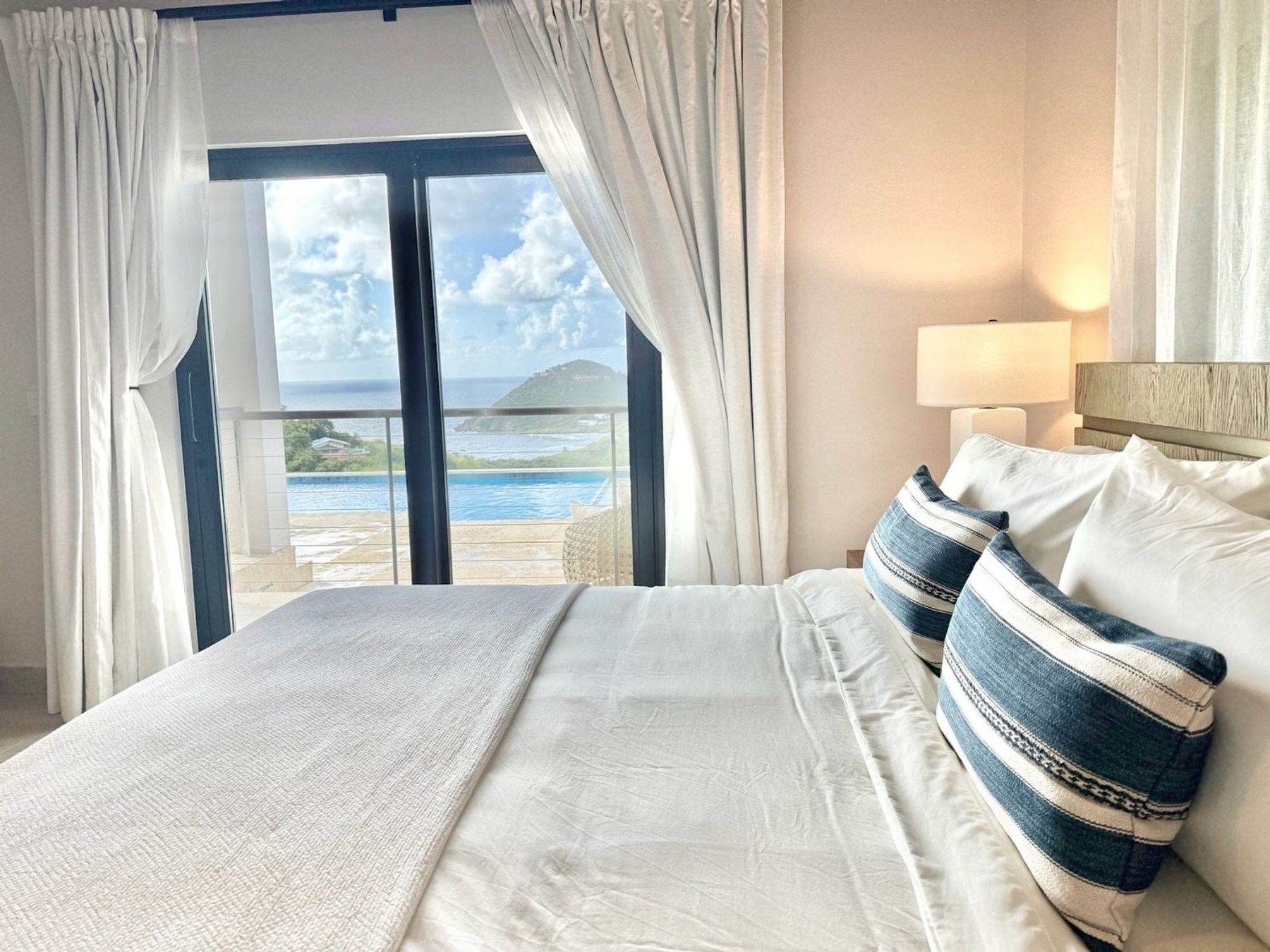 Sea Dream villa photo.
