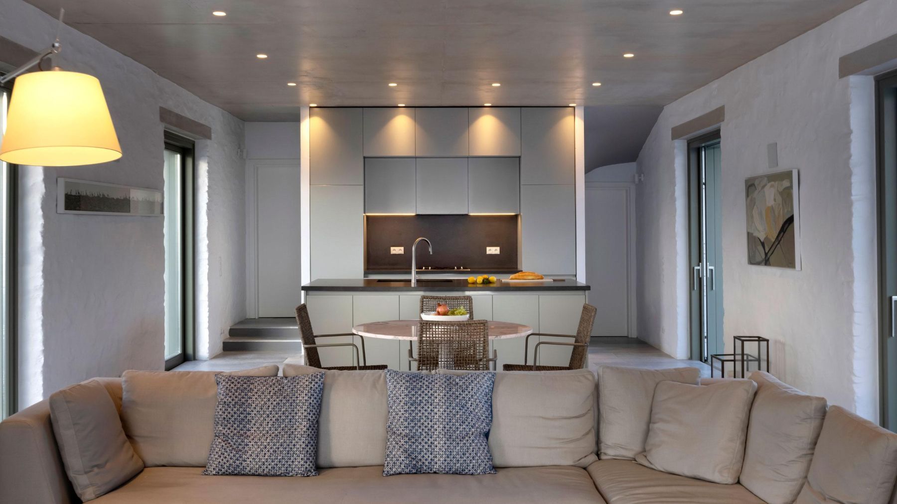 Skyfall villa photo.