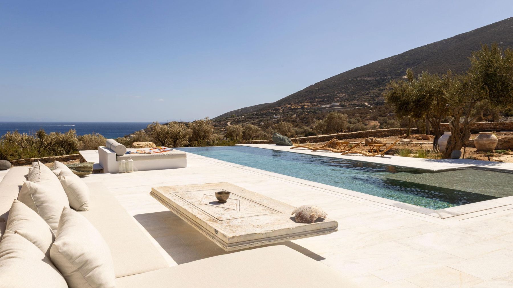 Memento villa photo.