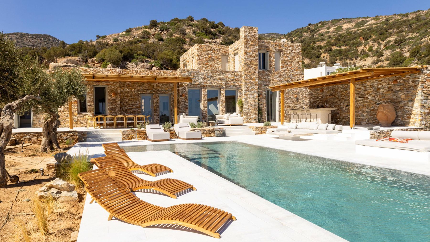 Memento villa photo.